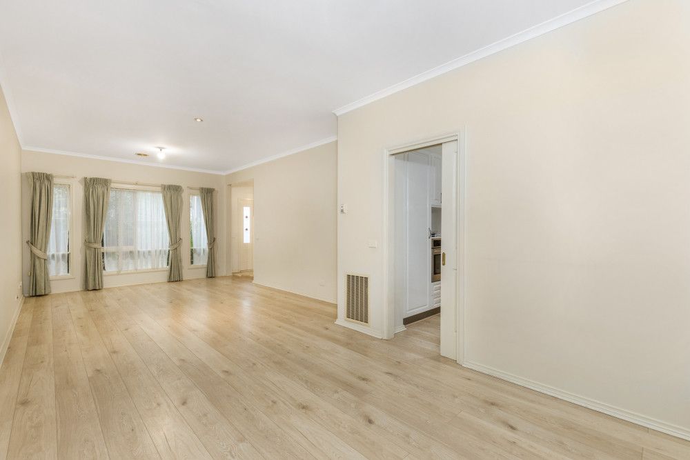 11 Cottinglea Terrace, Ringwood North, VIC 3134