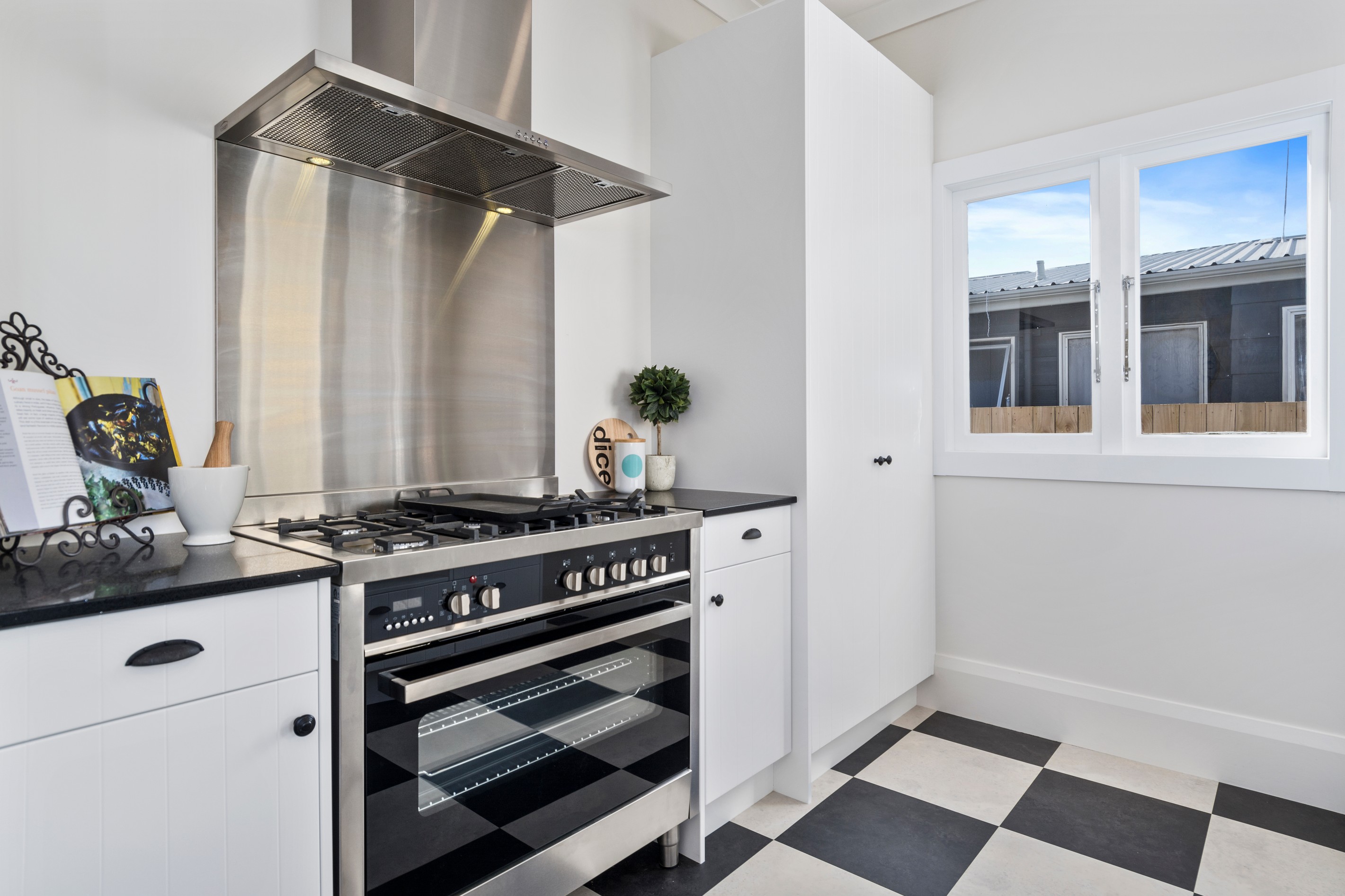 4A Gloucester Road, Mt Maunganui, Tauranga City