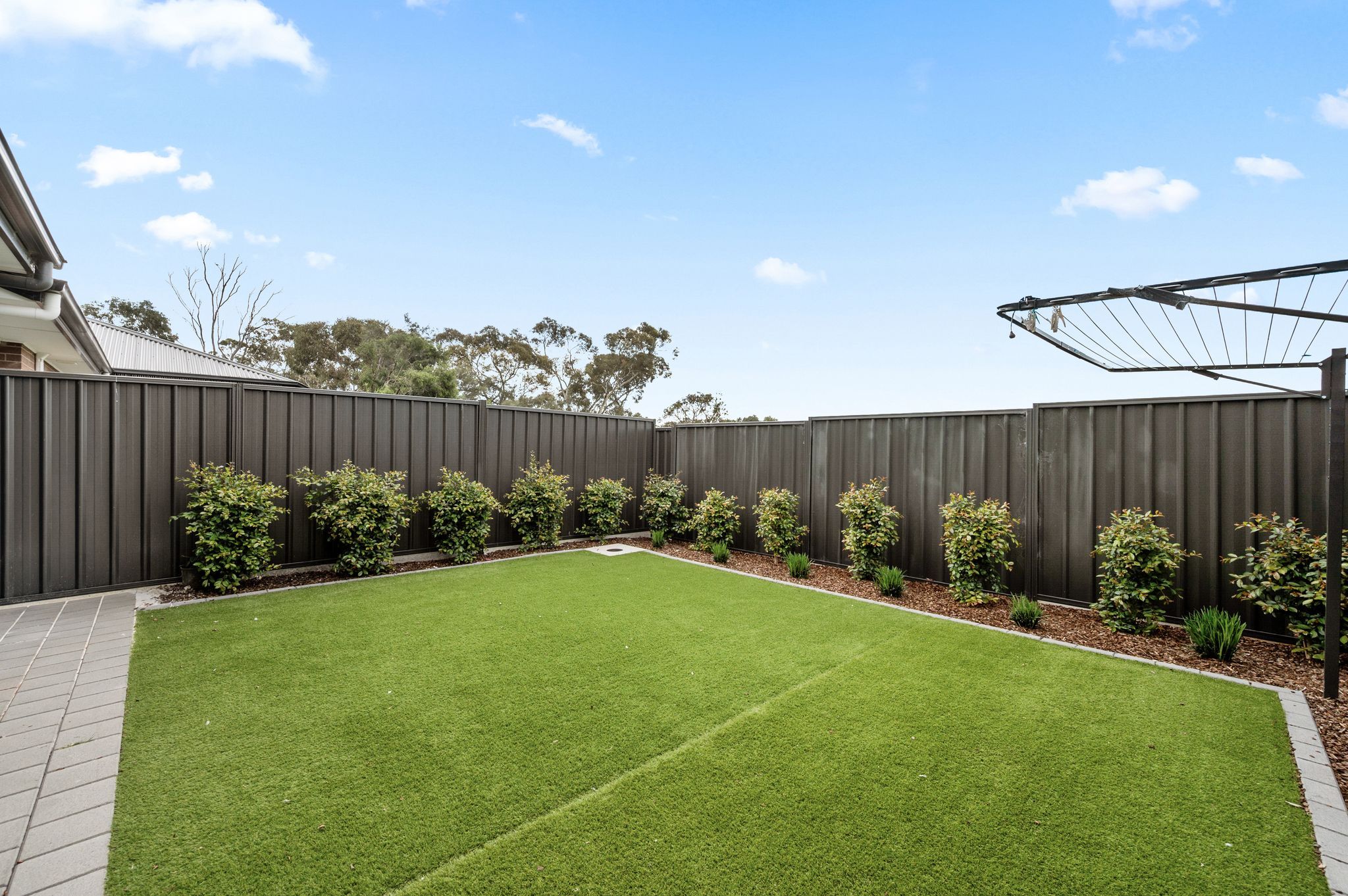 24 Cutana Crescent — photo 10 of 11