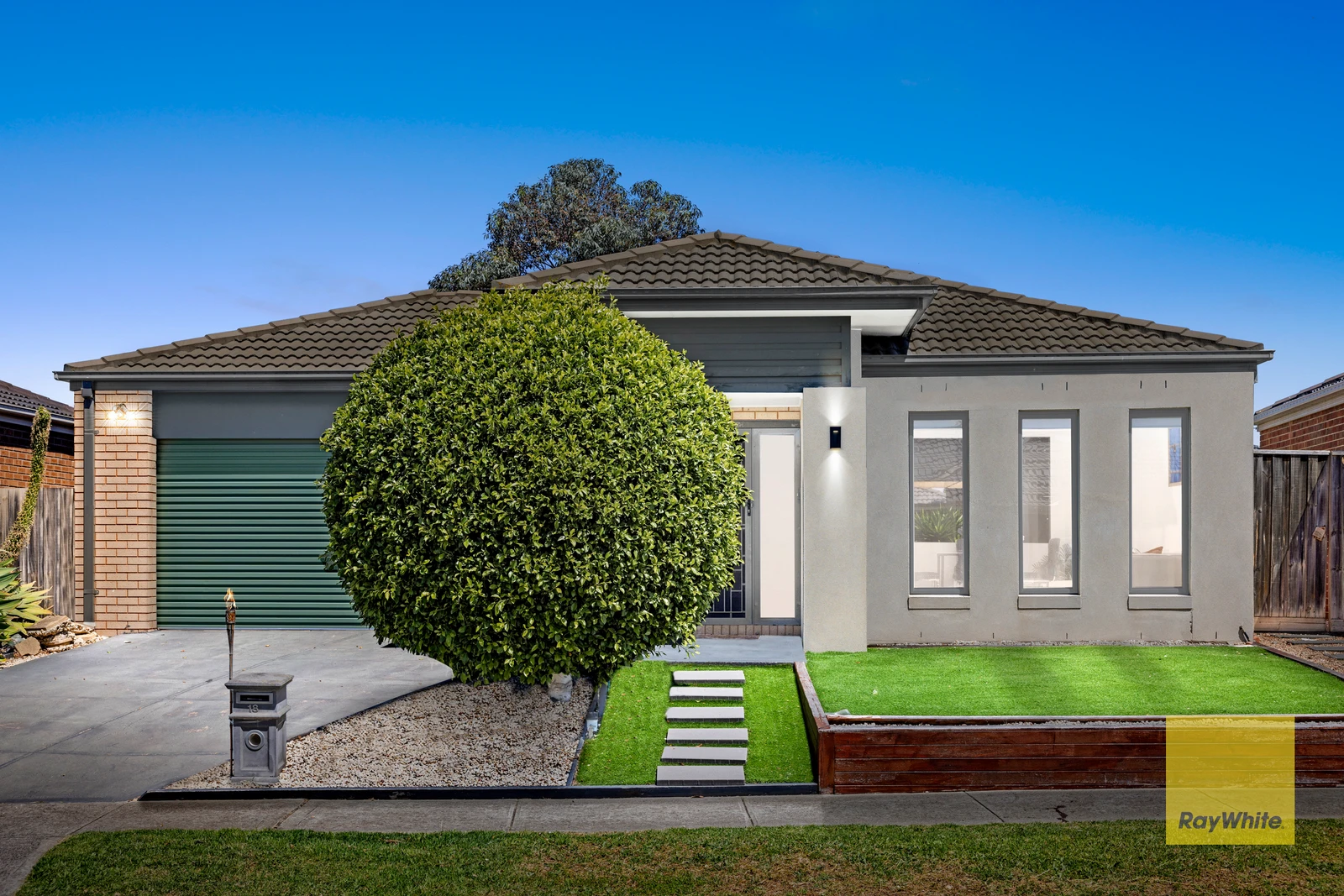18 Earth Street, Point Cook, VIC 3030