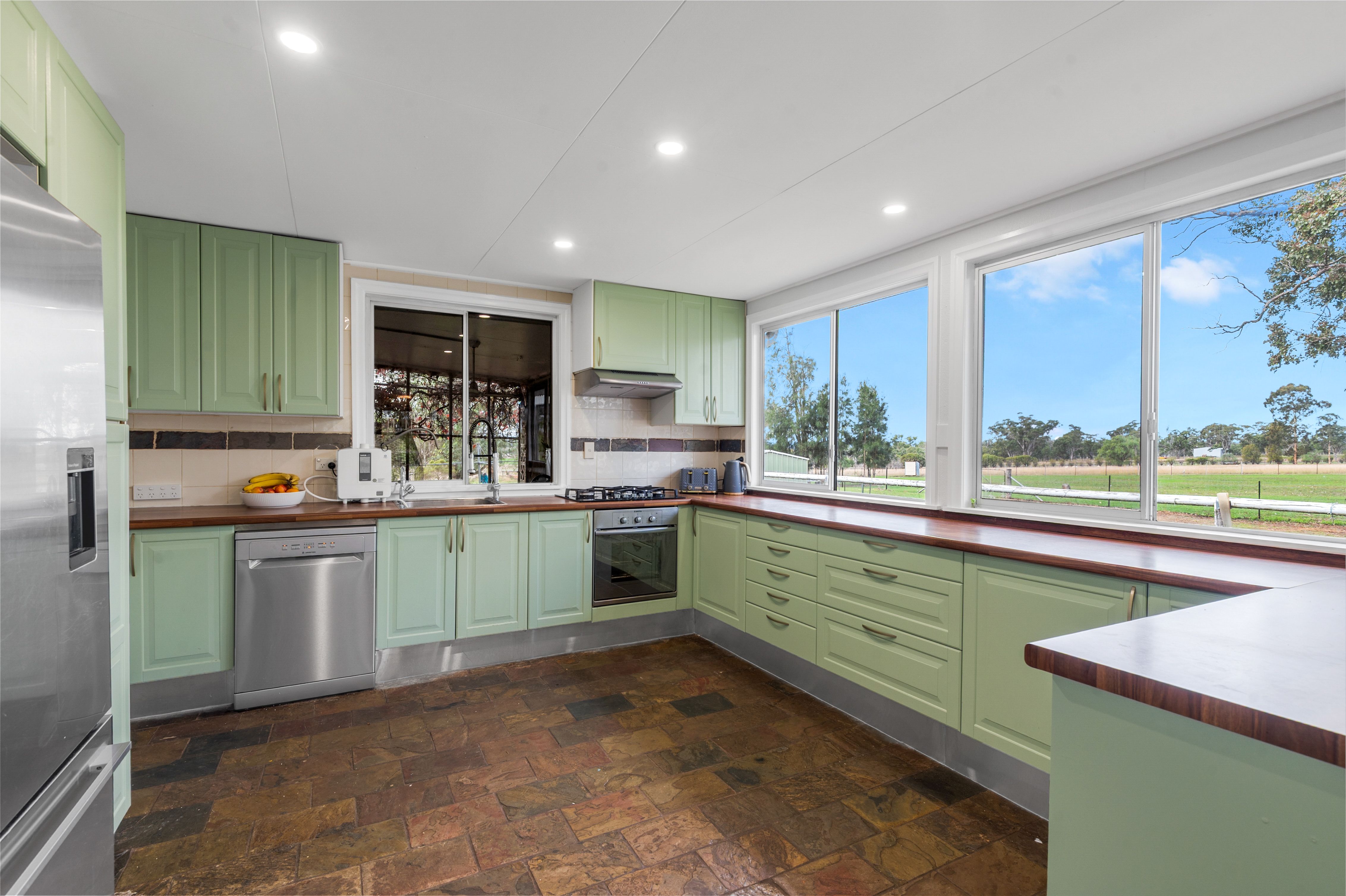 22 Crothers Road, Massie, QLD 4370
