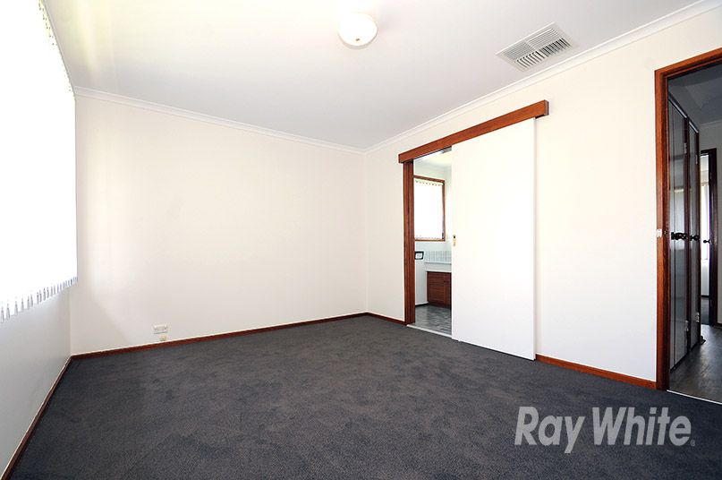 10 Lautrec Avenue — photo 3 of 6