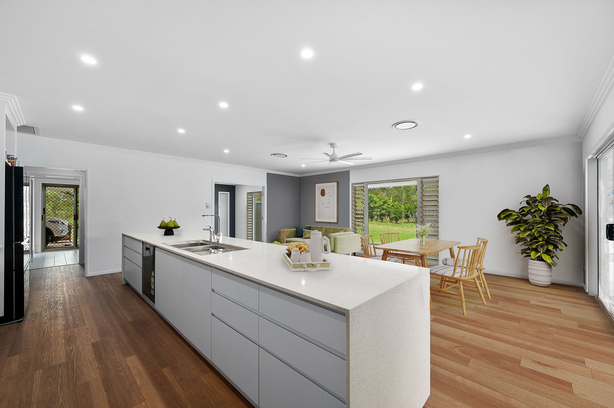 1 Pams Court, Beecher, QLD 4680