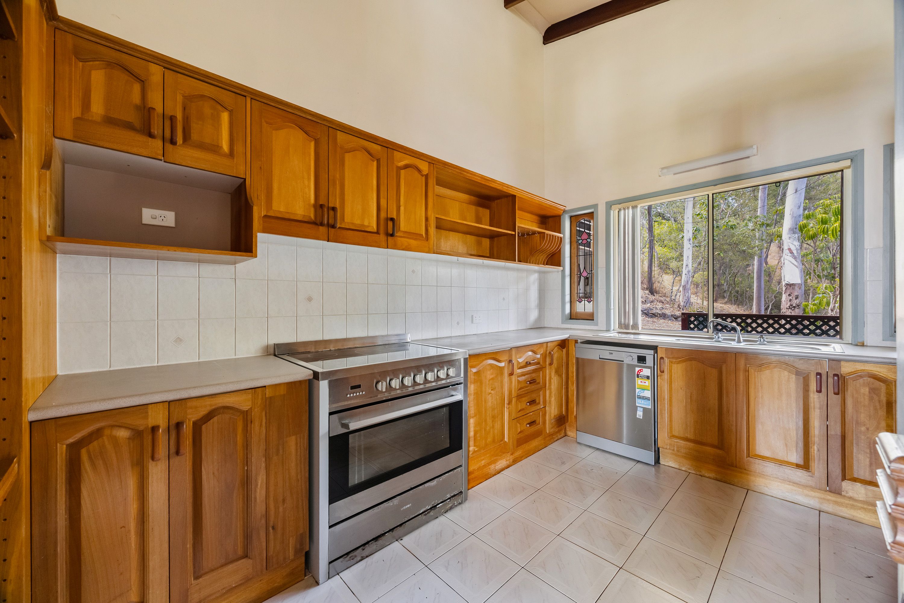 20 Boyne Crescent, West Gladstone, QLD 4680