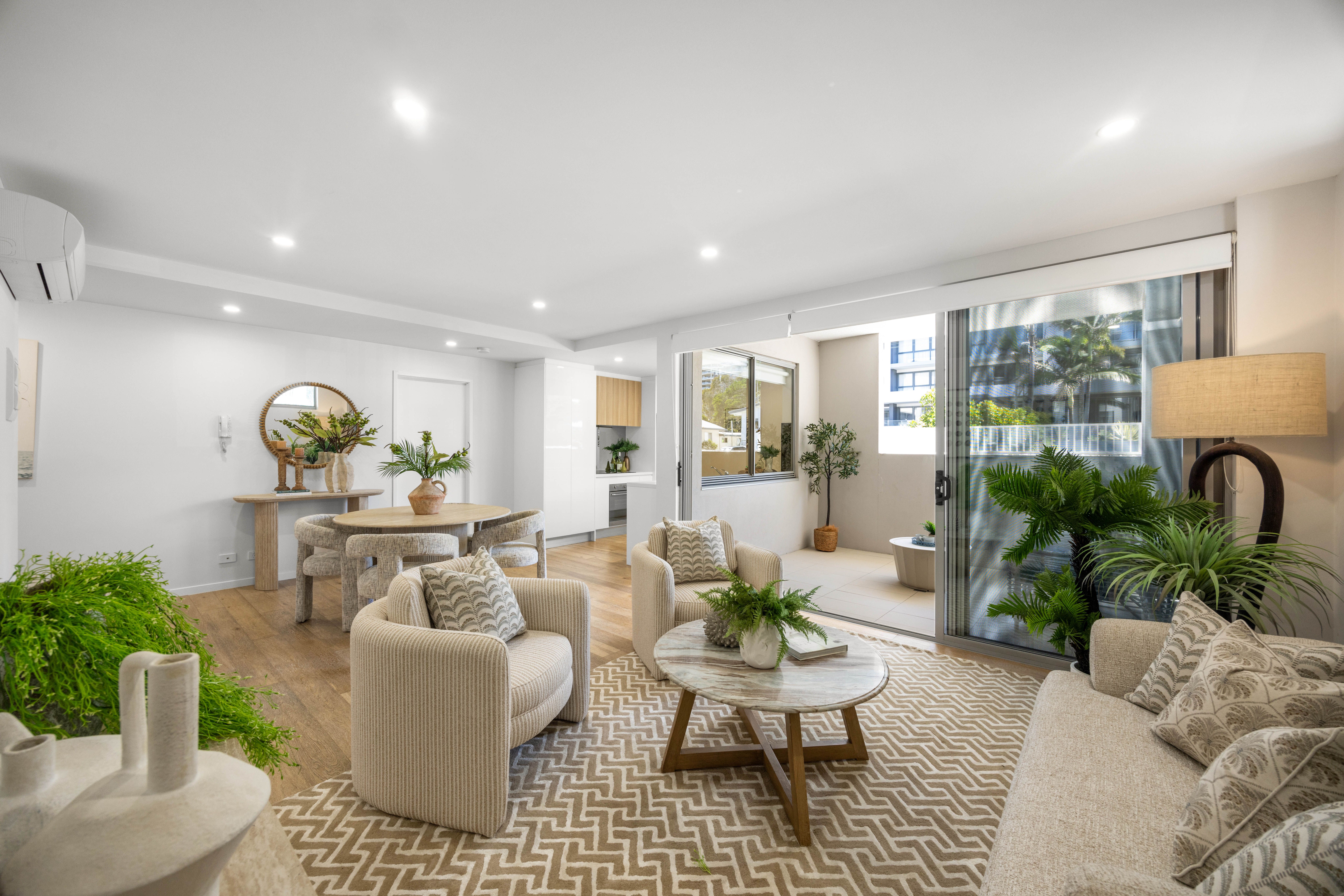 2/21 Mahia Terrace — photo 3 of 22