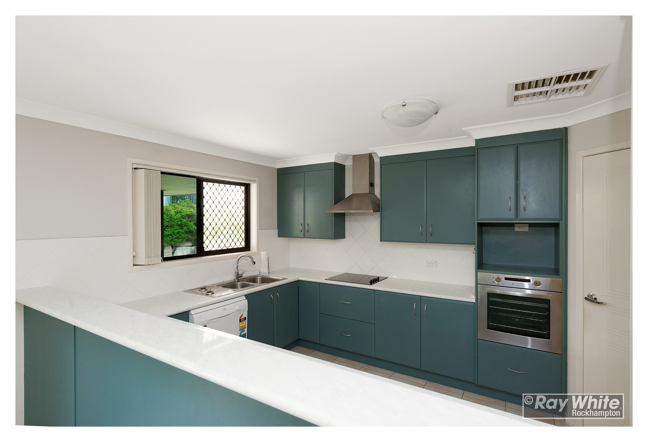 9 Reddy Drive, Norman Gardens, QLD 4701