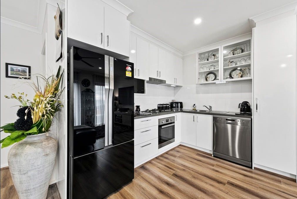 2 Sarges Mews, Lilydale, VIC 3140