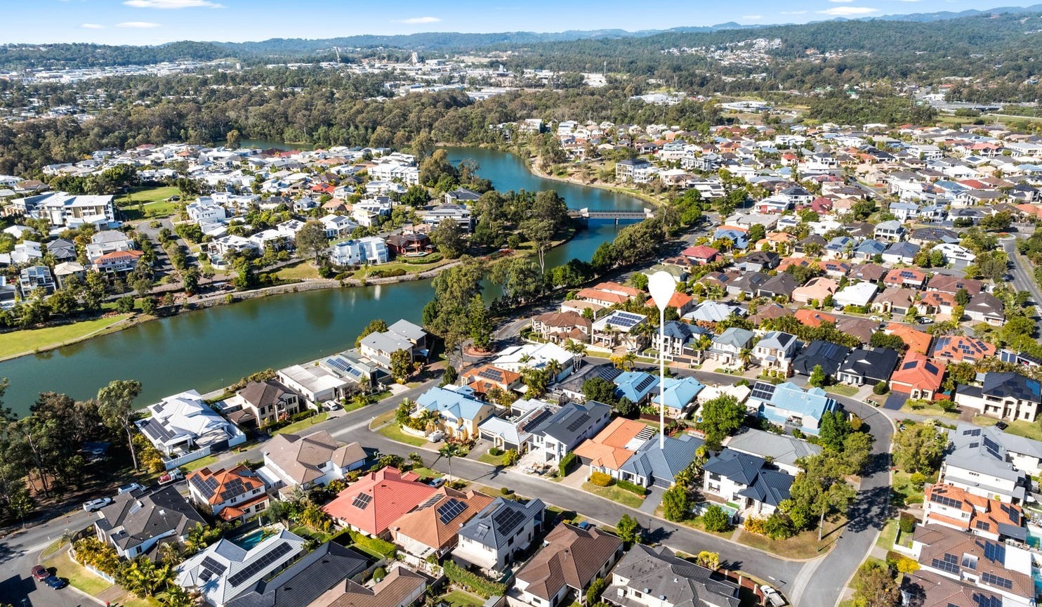 10 Mauritius Court, Varsity Lakes, QLD 4227