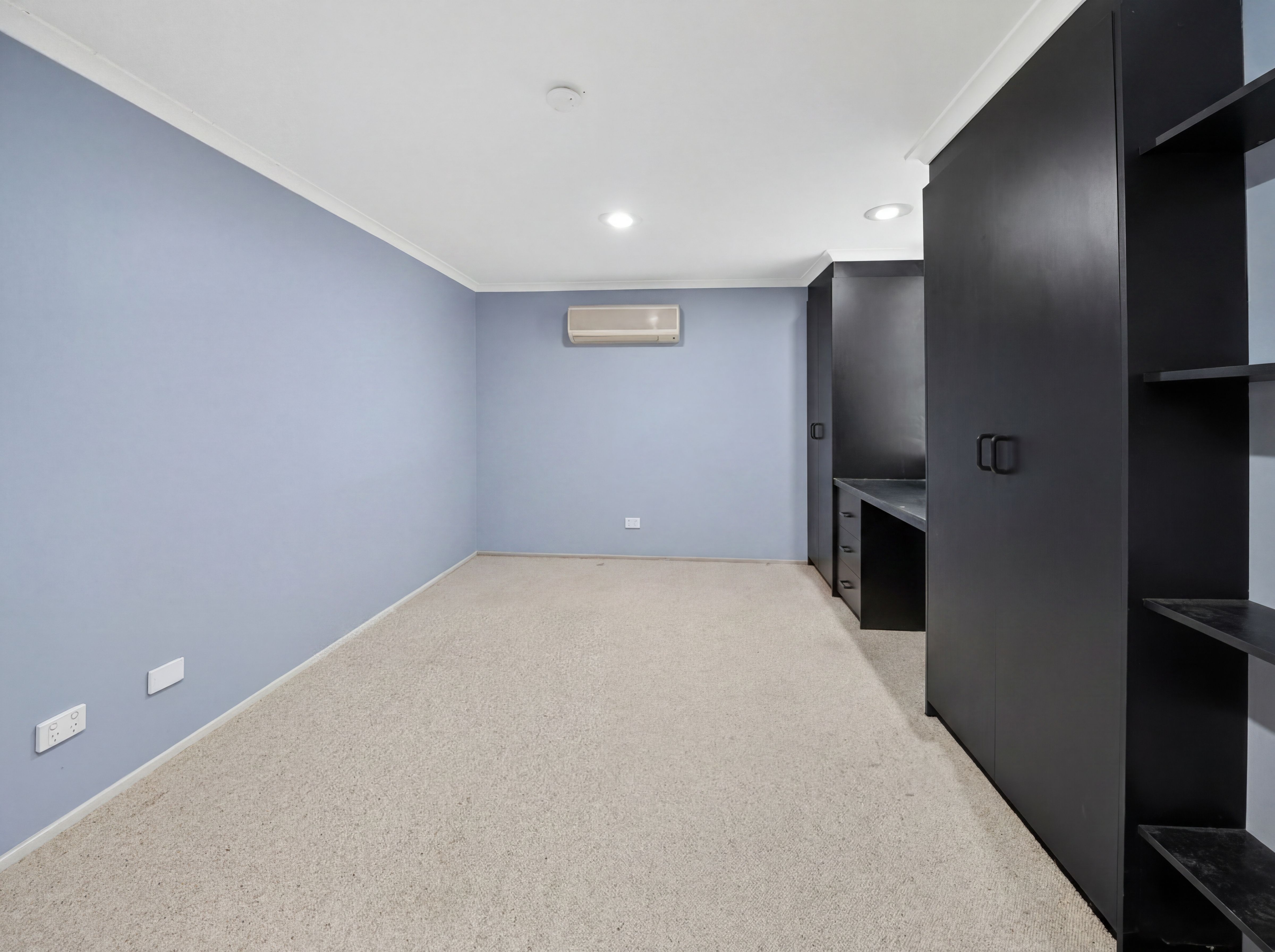 25 Hellen Street — photo 14 of 24