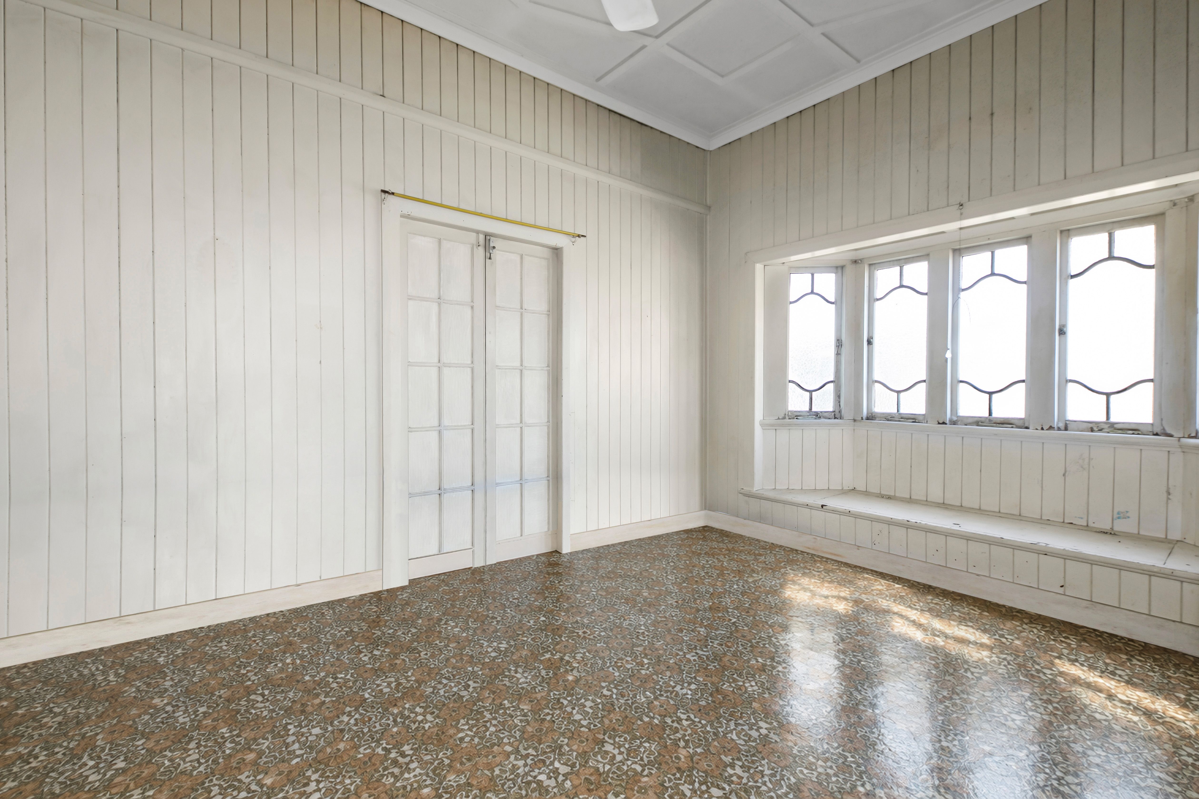 46 Delville Avenue — photo 3 of 12