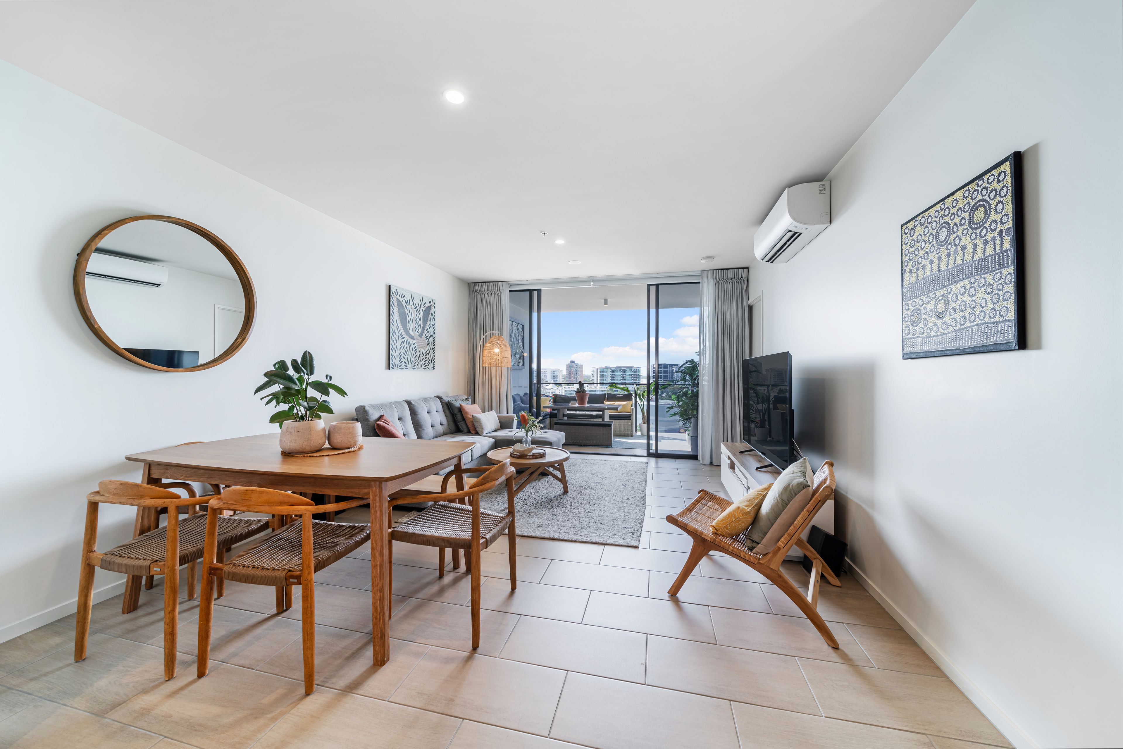 1005-9-market-lane-maroochydore-qld-4558-sold-unit-ray-white