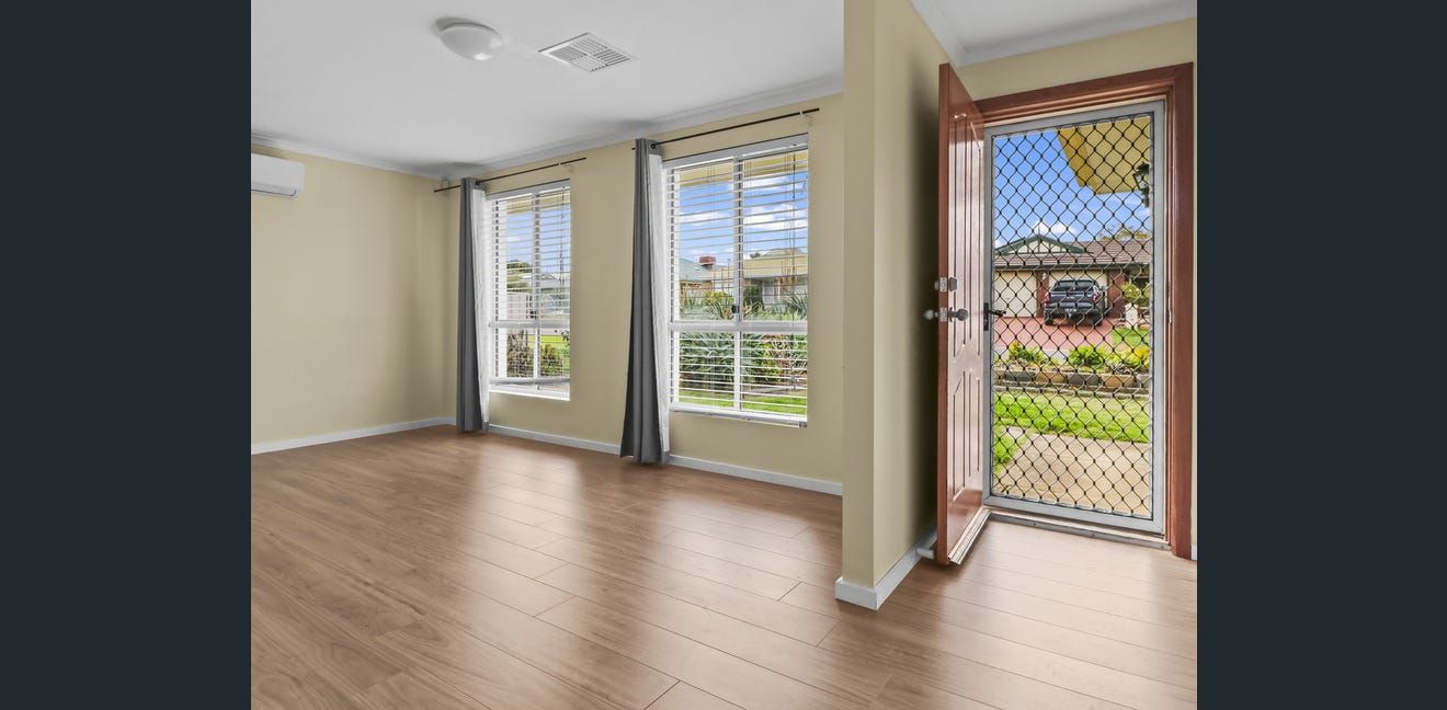 28 Candlebark Court, Craigmore, SA 5114