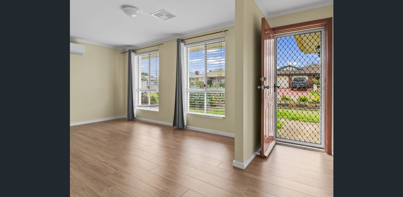 28 Candlebark Court, Craigmore, SA 5114