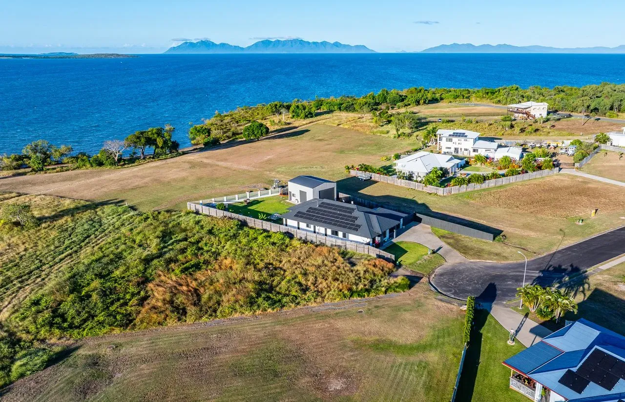 18 Bayside Court , Bowen QLD 4805