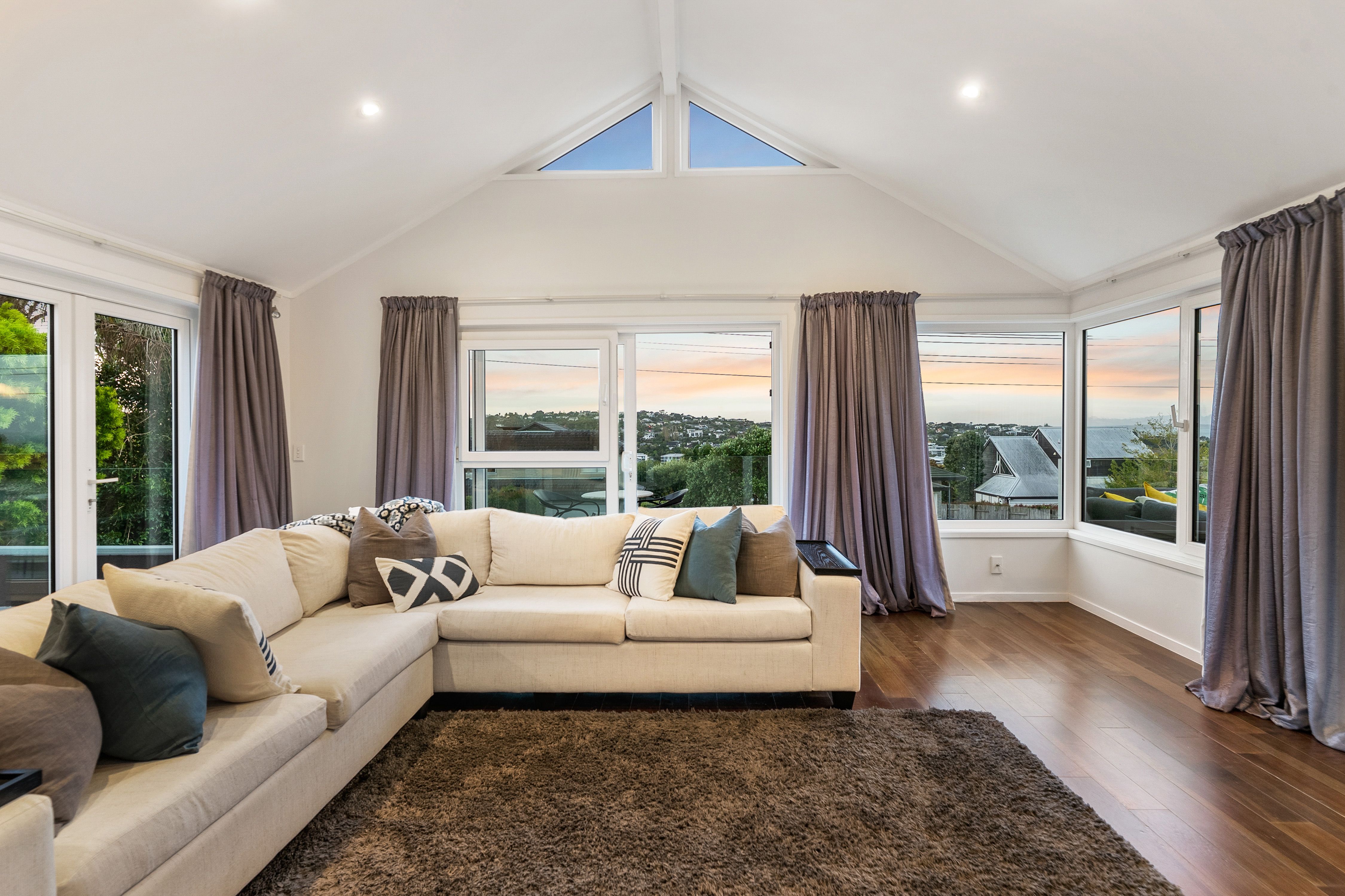 1/5 Hyde Road, Rothesay Bay, North Shore City
