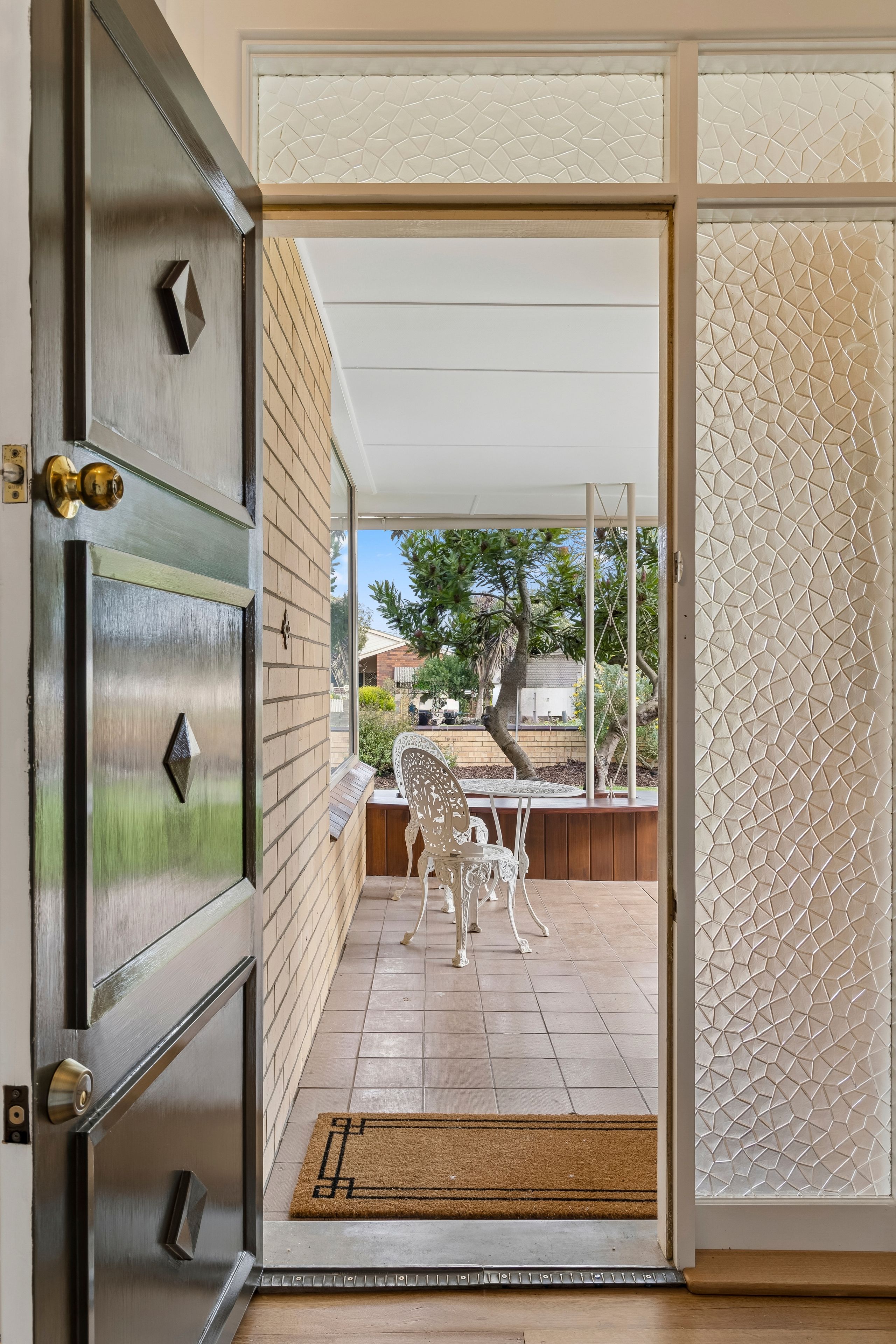 6 Austin Avenue — photo 3 of 14