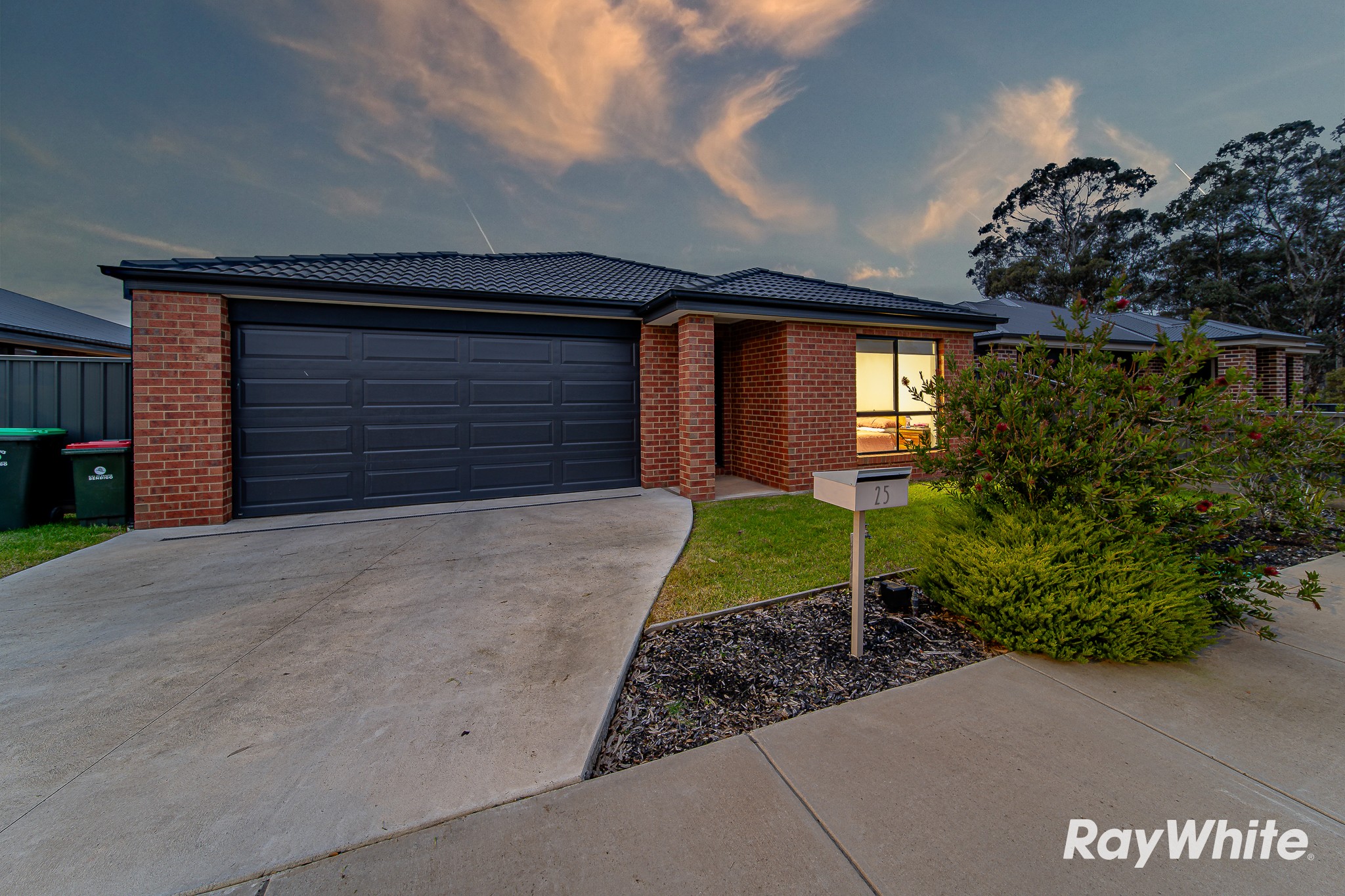 25 Parkview Boulevard, Huntly, VIC 3551
