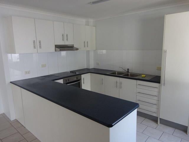 2/60 Depper Street, St Lucia, QLD 4067