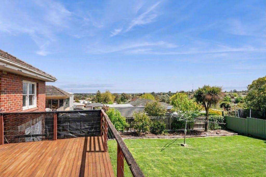 312 Landsborough Street — photo 10 of 15