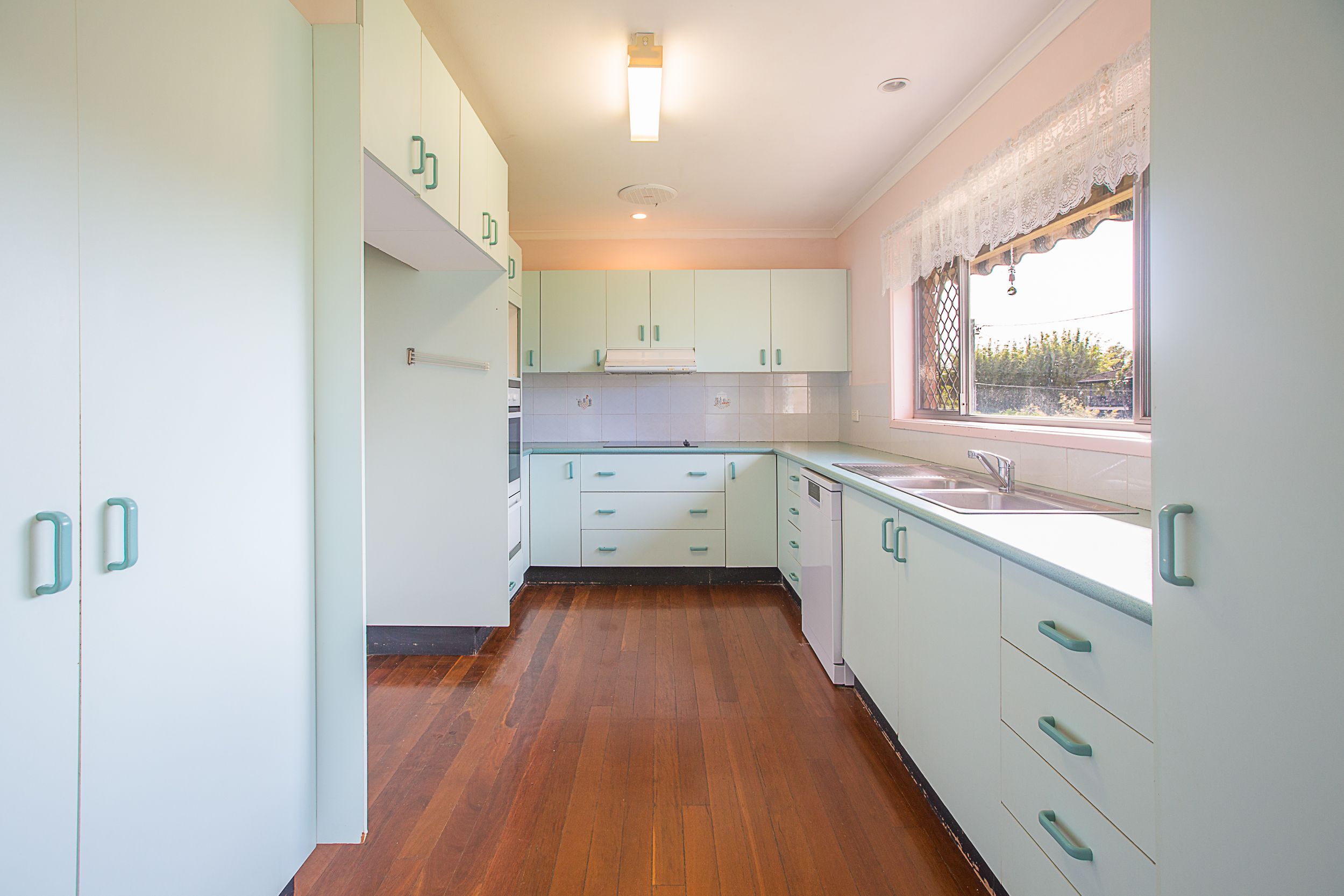 5 Ikana Court, Southport, QLD 4215
