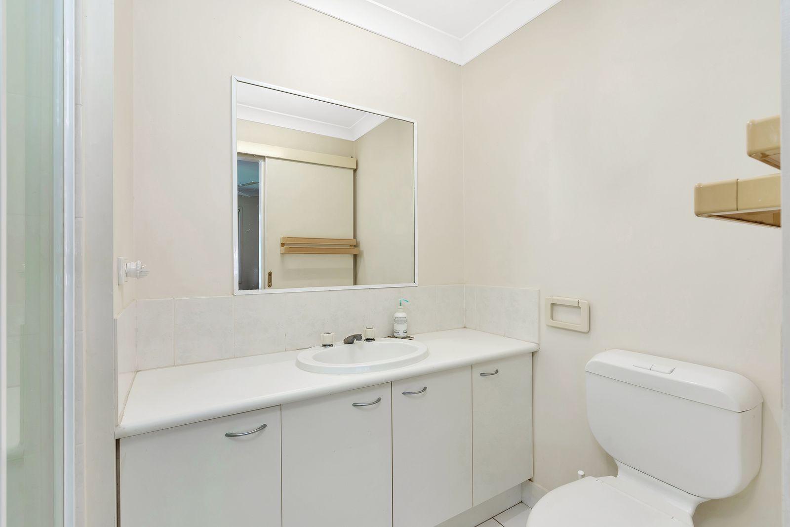 4/3 Arundel Drive, Arundel, QLD 4214