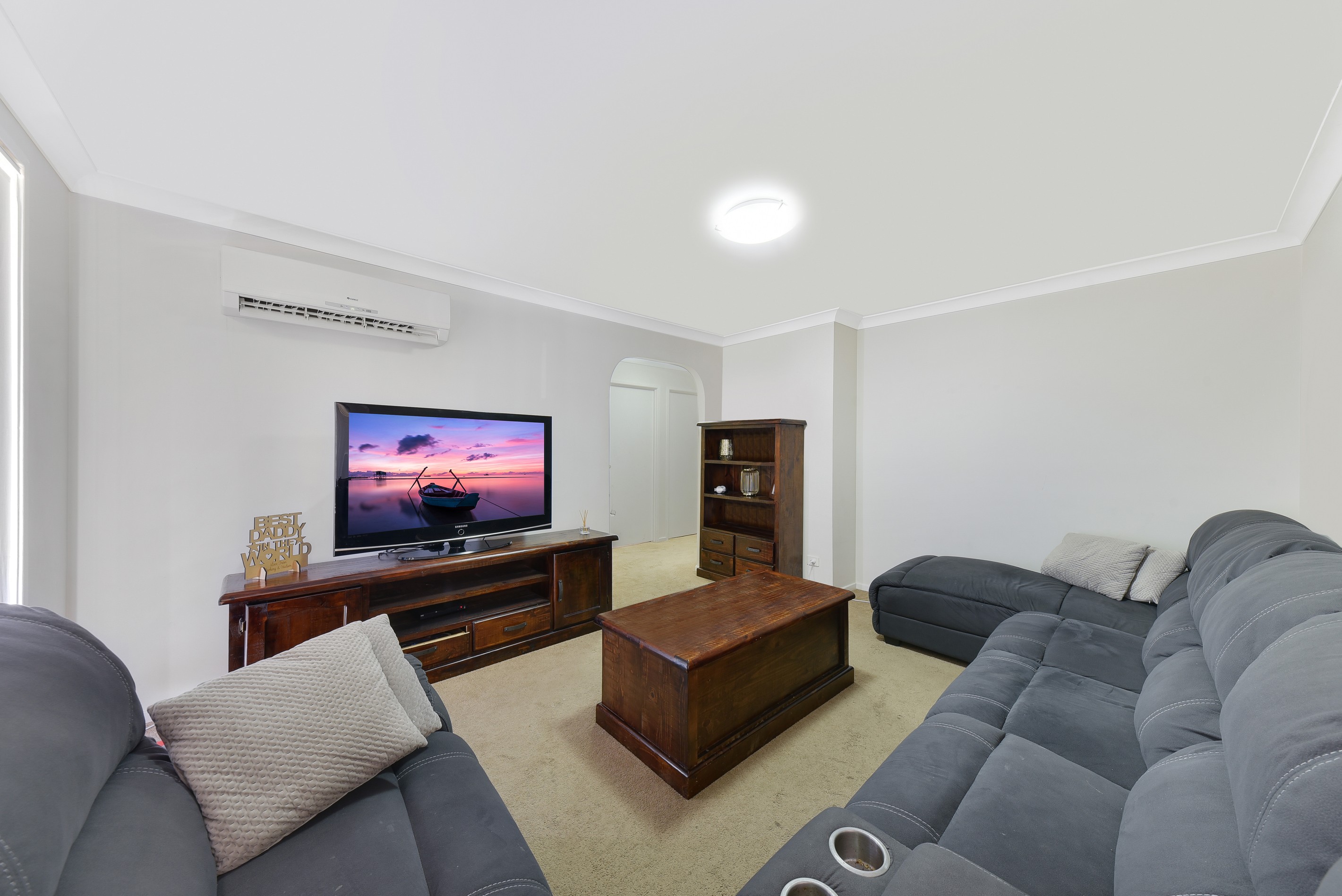 102 Gould Road, Eagle Vale, NSW 2558