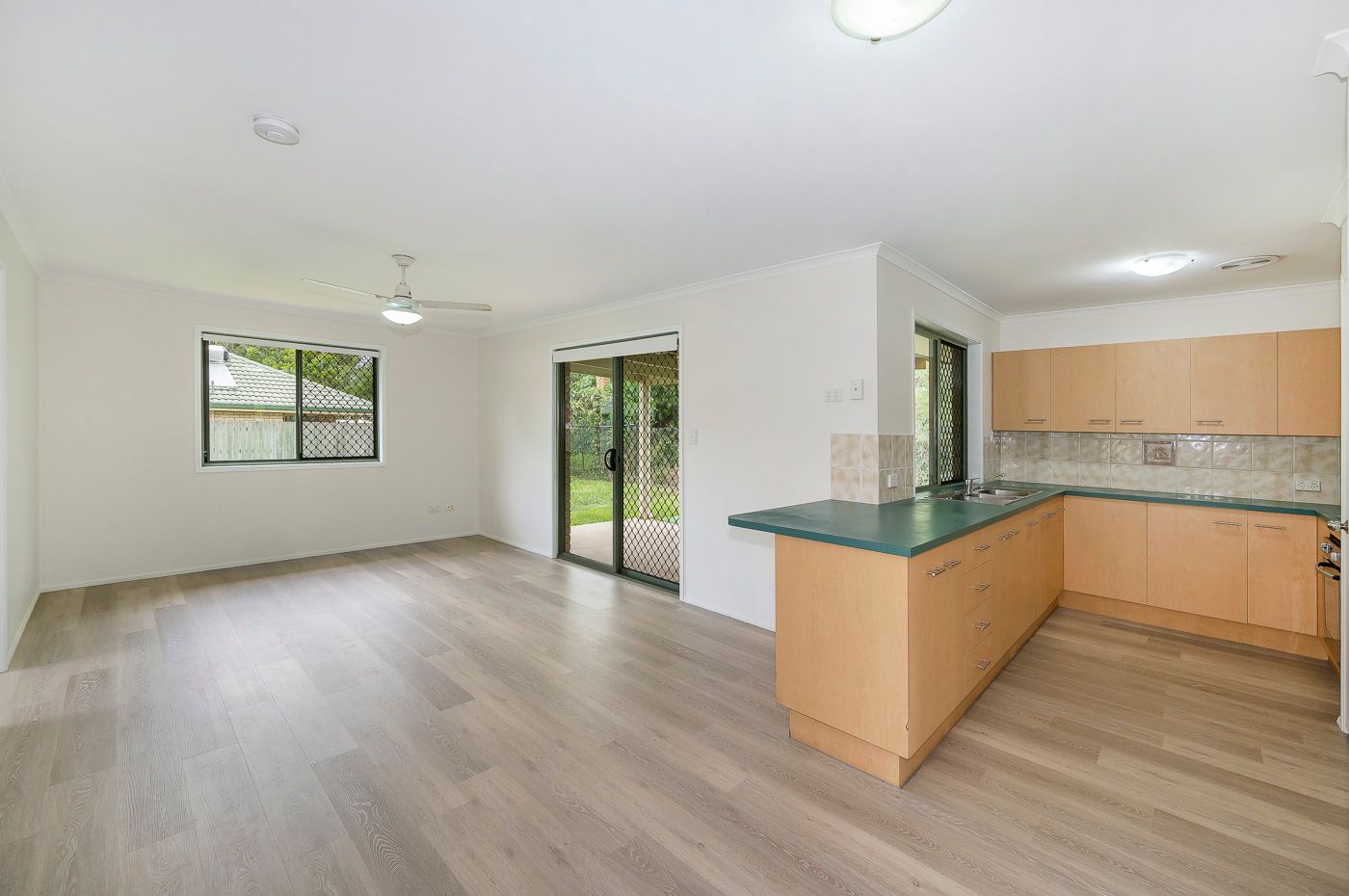 16 Gerard Street, Bray Park, QLD 4500