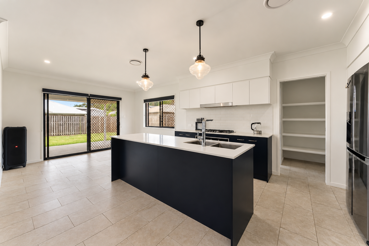 6 Brushbox Street — photo 3 of 17