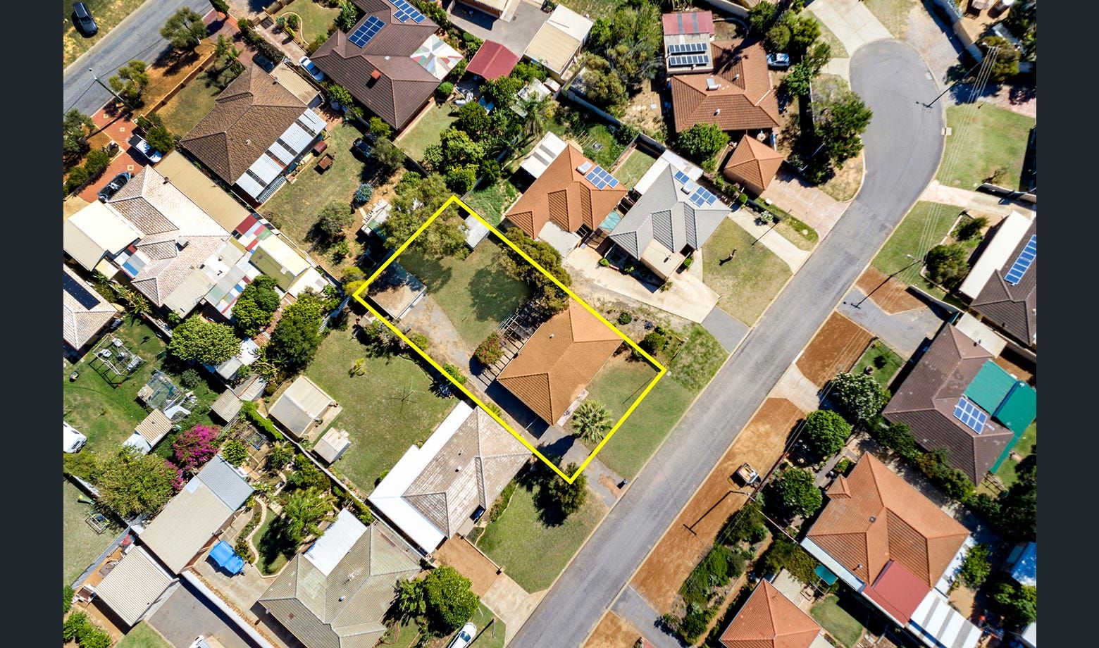 13 Mellows Place, Rangeway, WA 6530