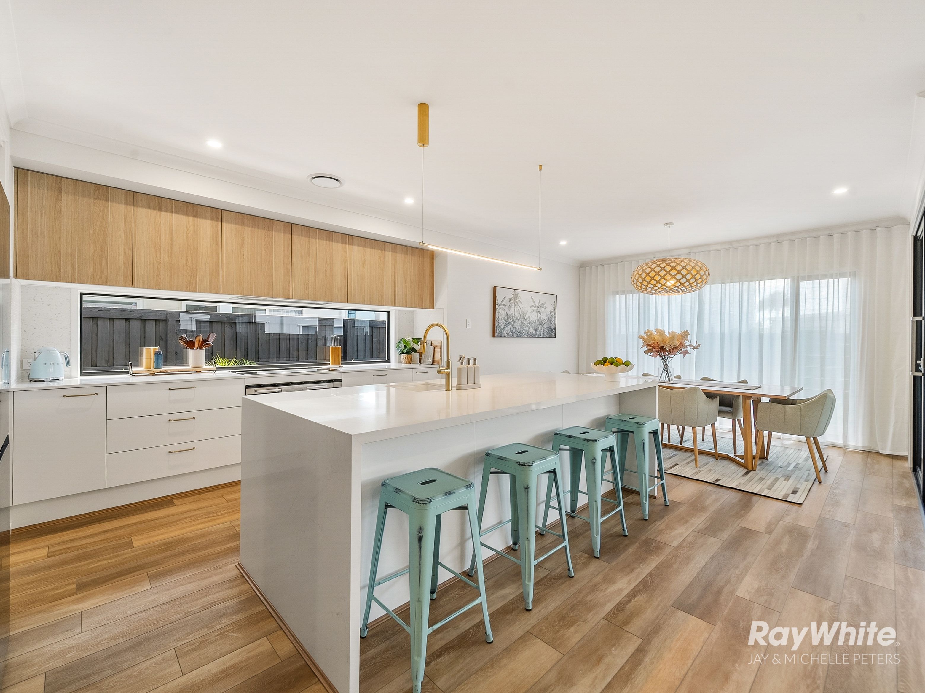 77A Morna Street — photo 3 of 30