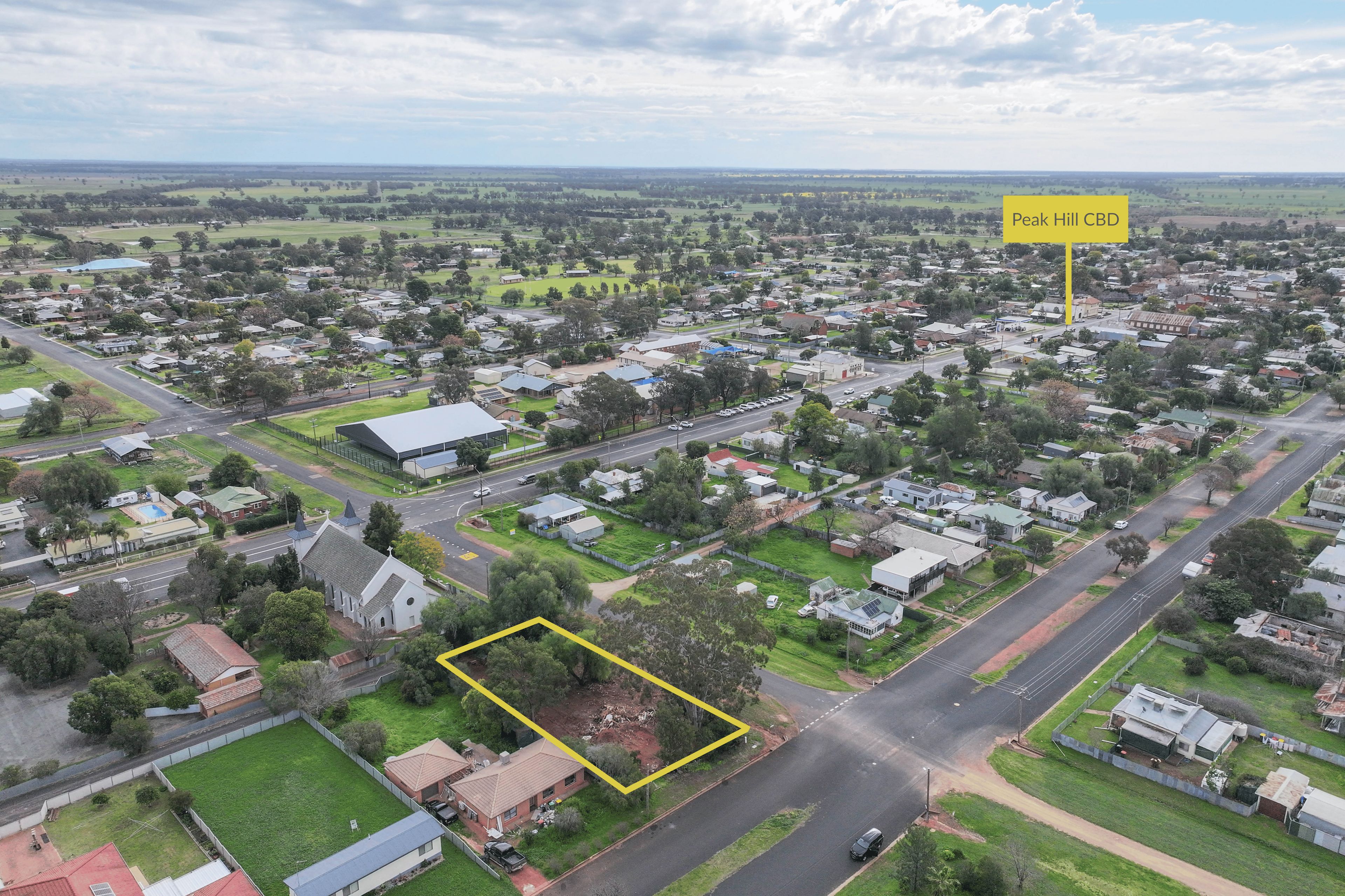 122 Euchie Street — photo from Ray White Parkes