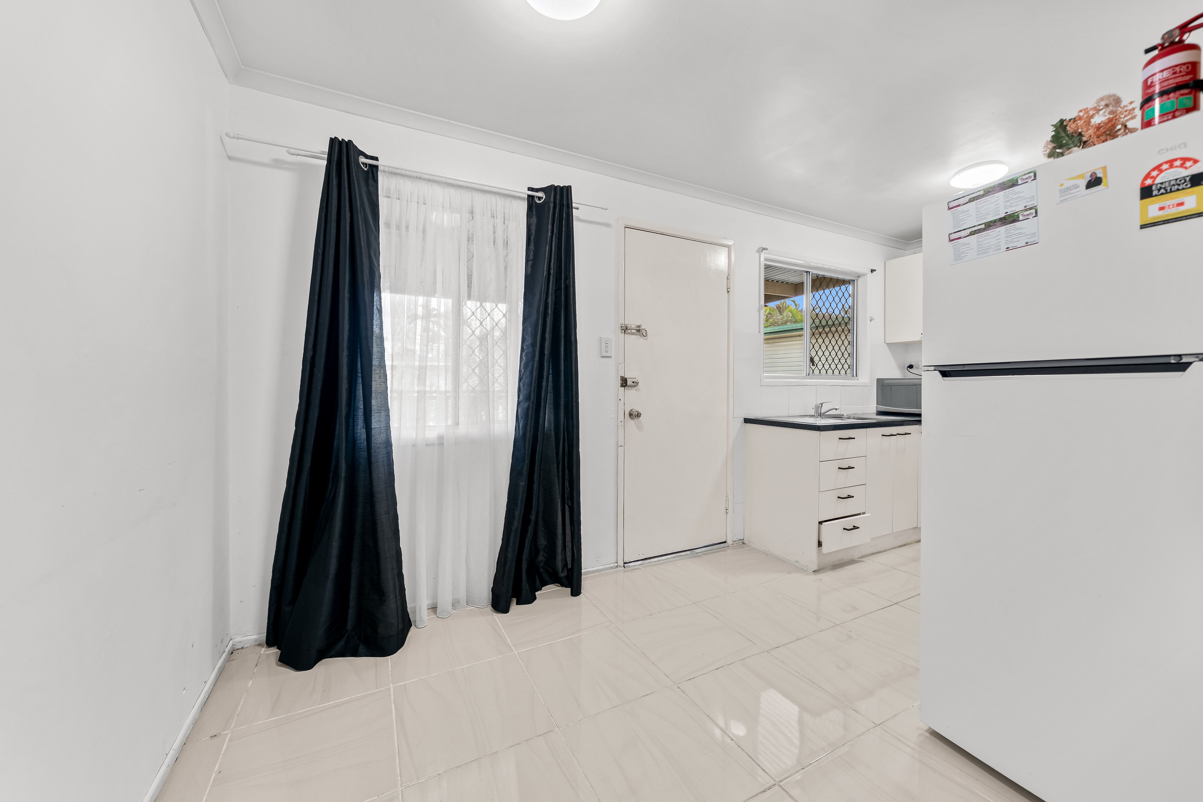 55 Jarrah Crescent — photo 8 of 26