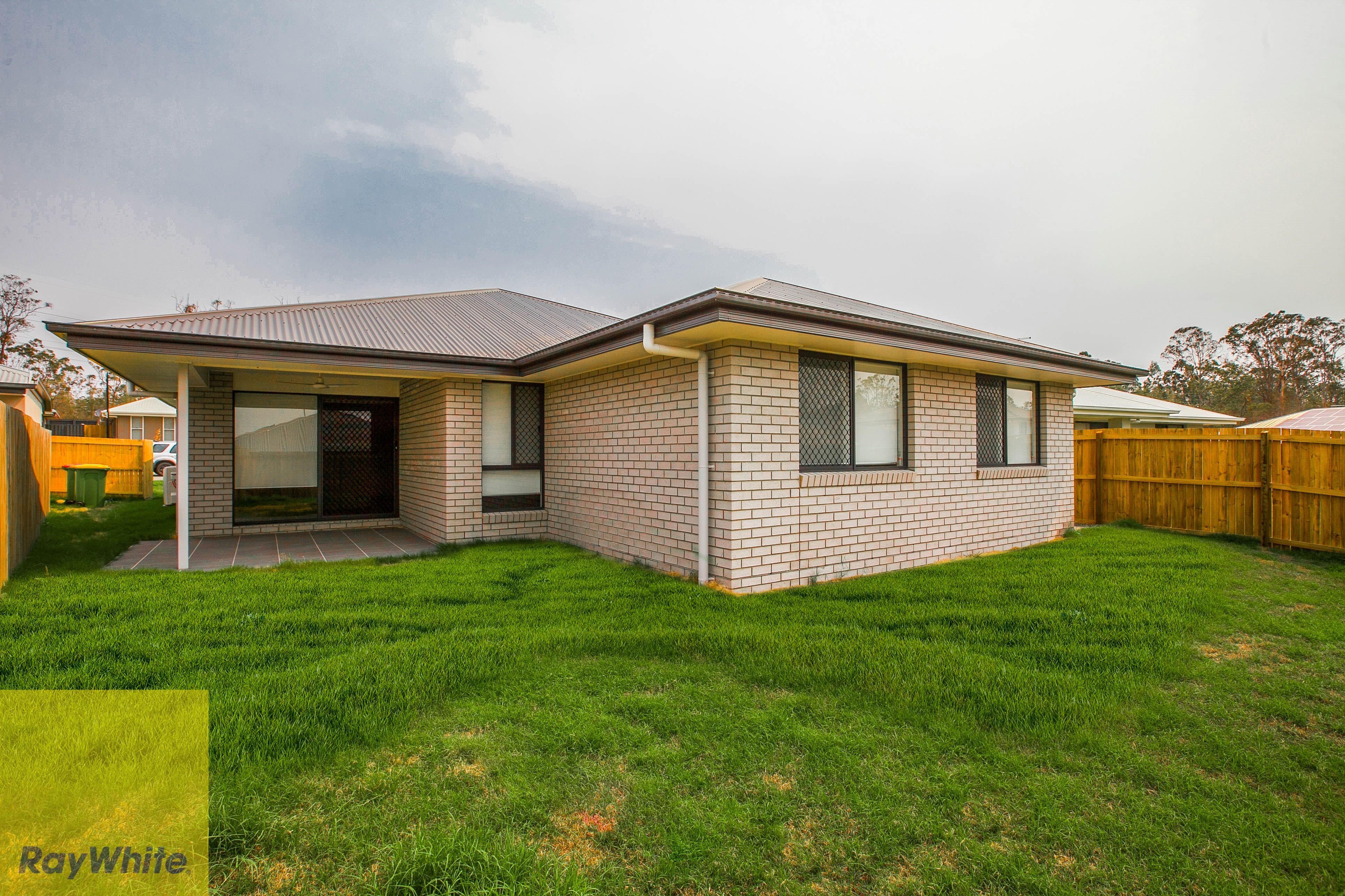 13 Jackson Place, Greenbank, QLD 4124