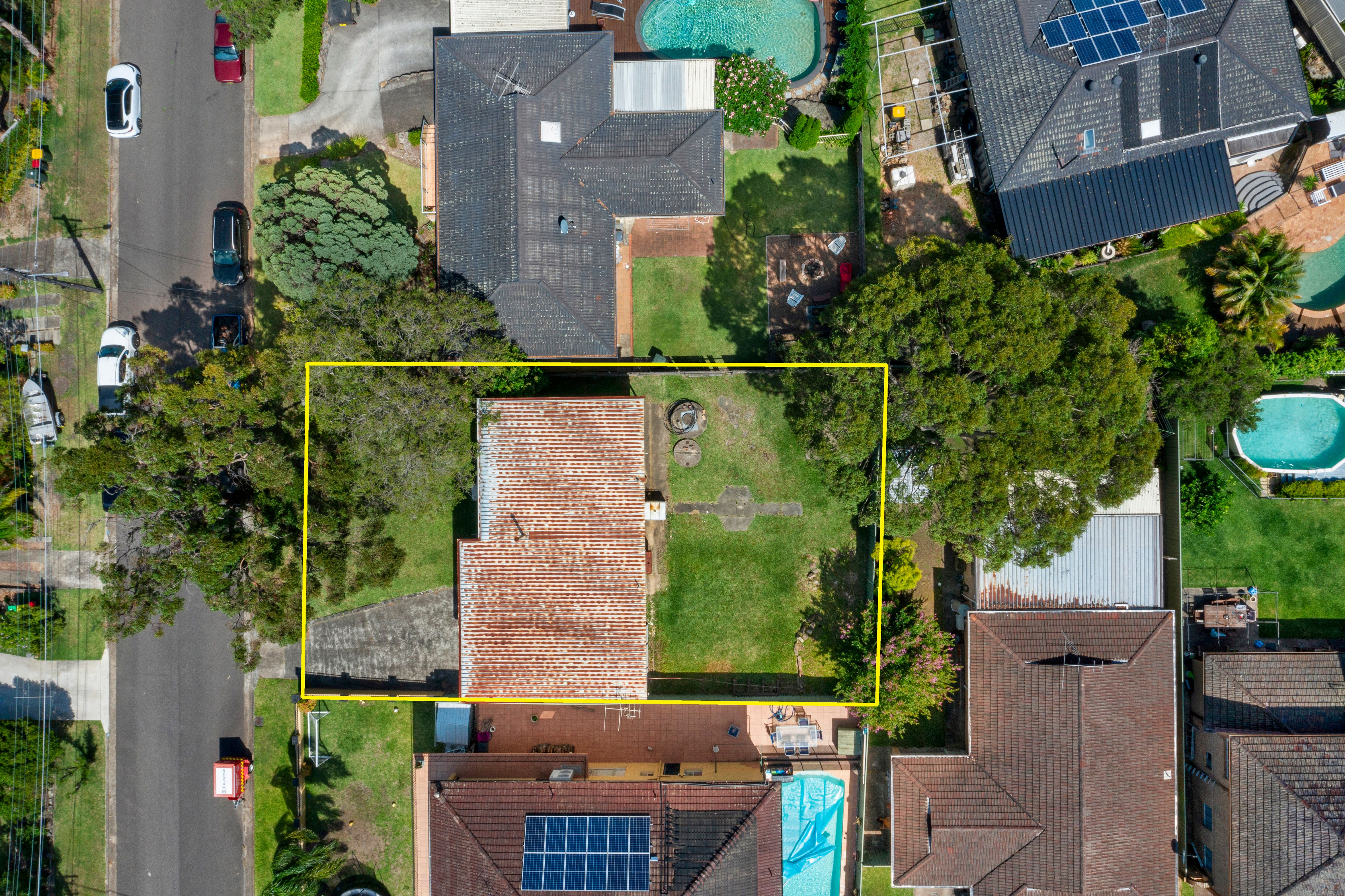 11 Bunbury Avenue, Sutherland, NSW 2232