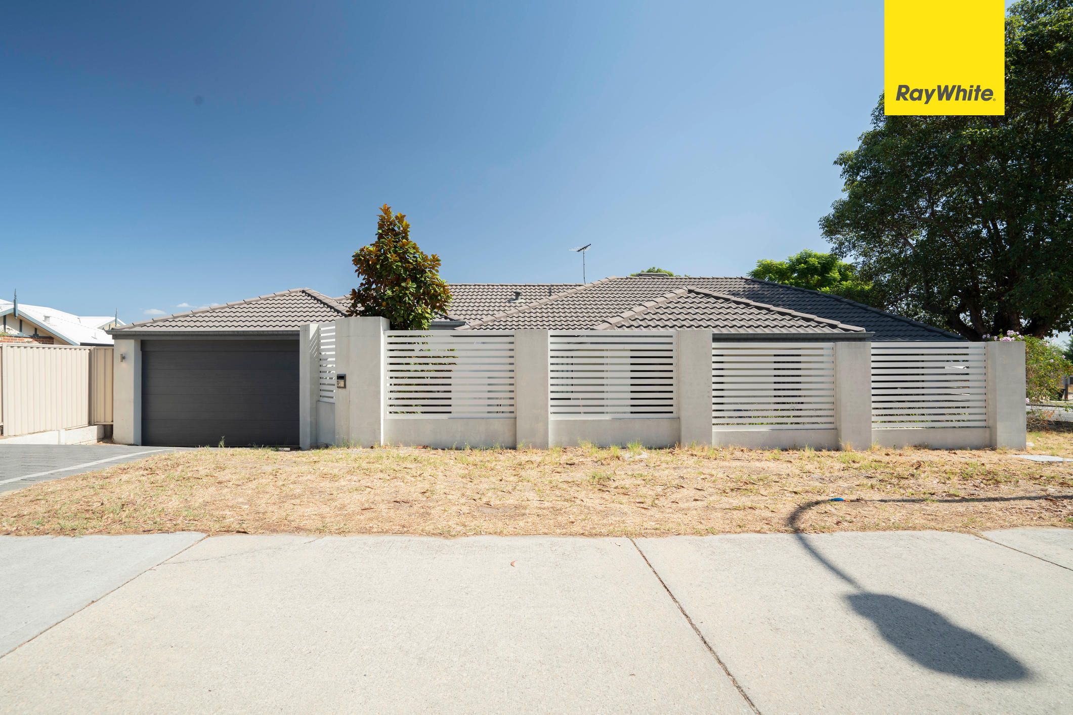 215 Scott Street, Cloverdale WA 6105