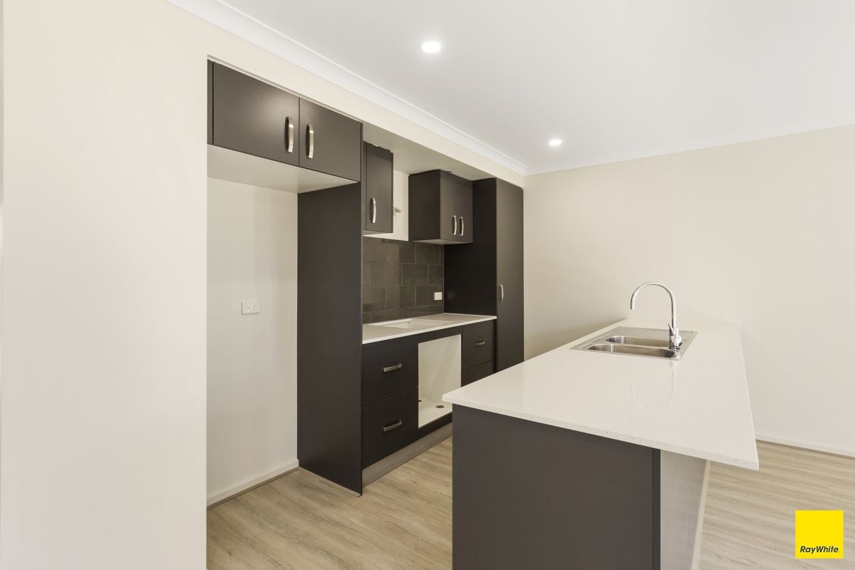 38 Yallaroo Chase, Werribee, VIC 3030