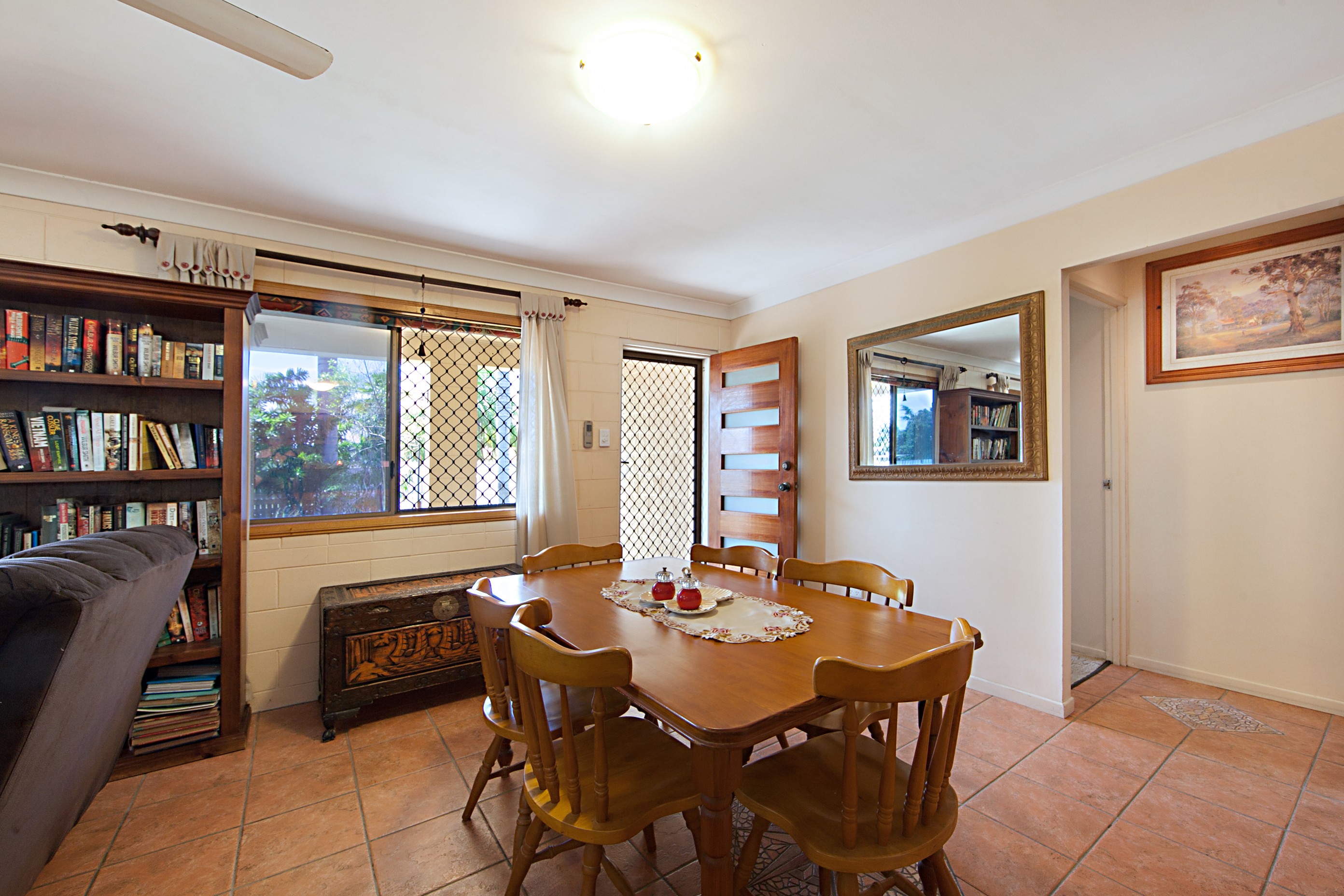27 President Street, Kirwan, QLD 4817