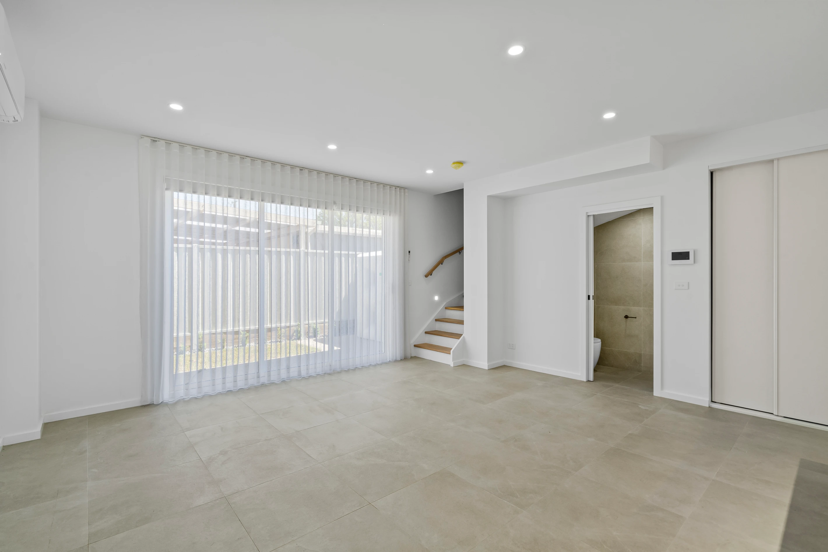1-4/150 Somerset Road, Campbellfield, VIC 3061