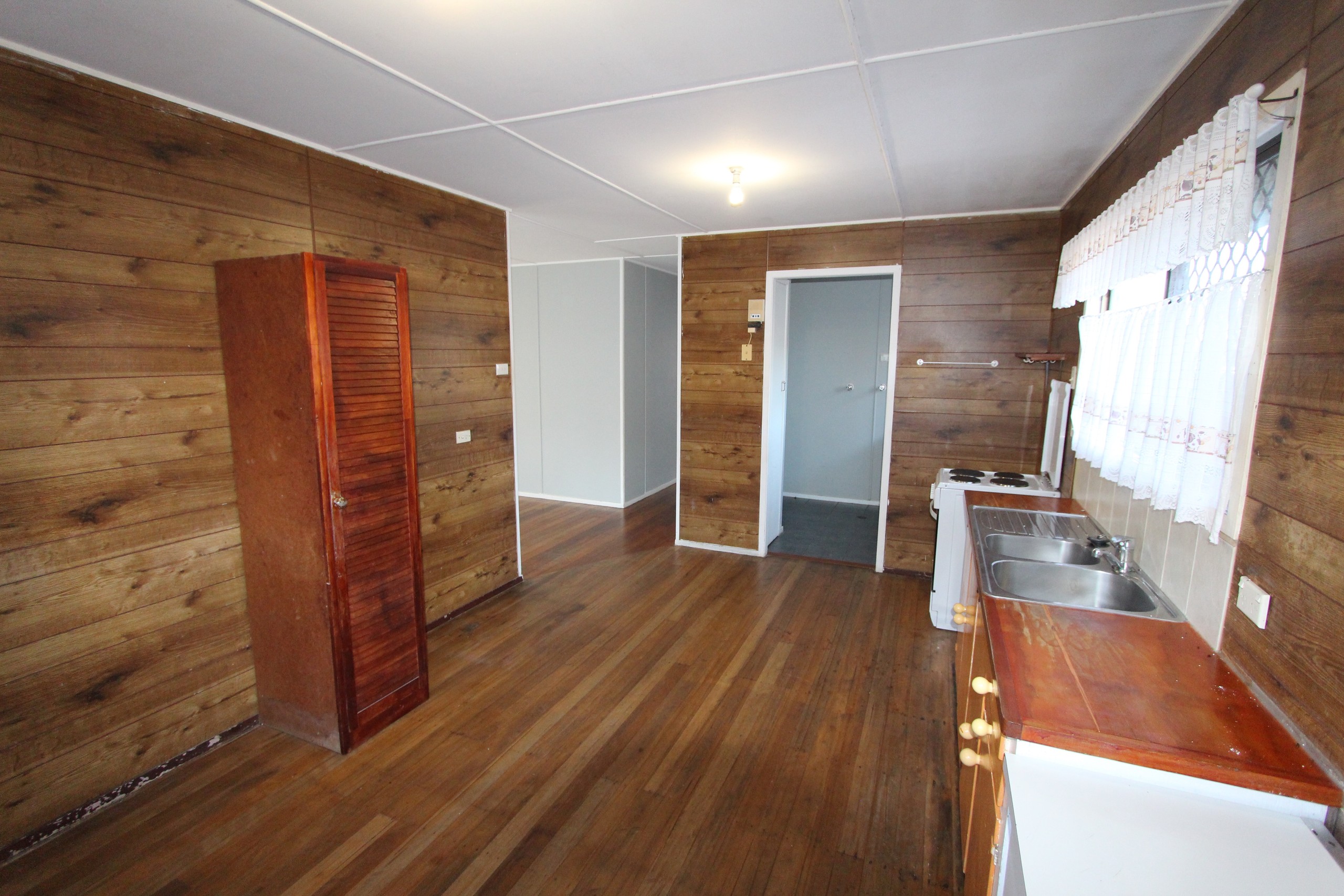 94 O'Connell Street, Barney Point, QLD 4680