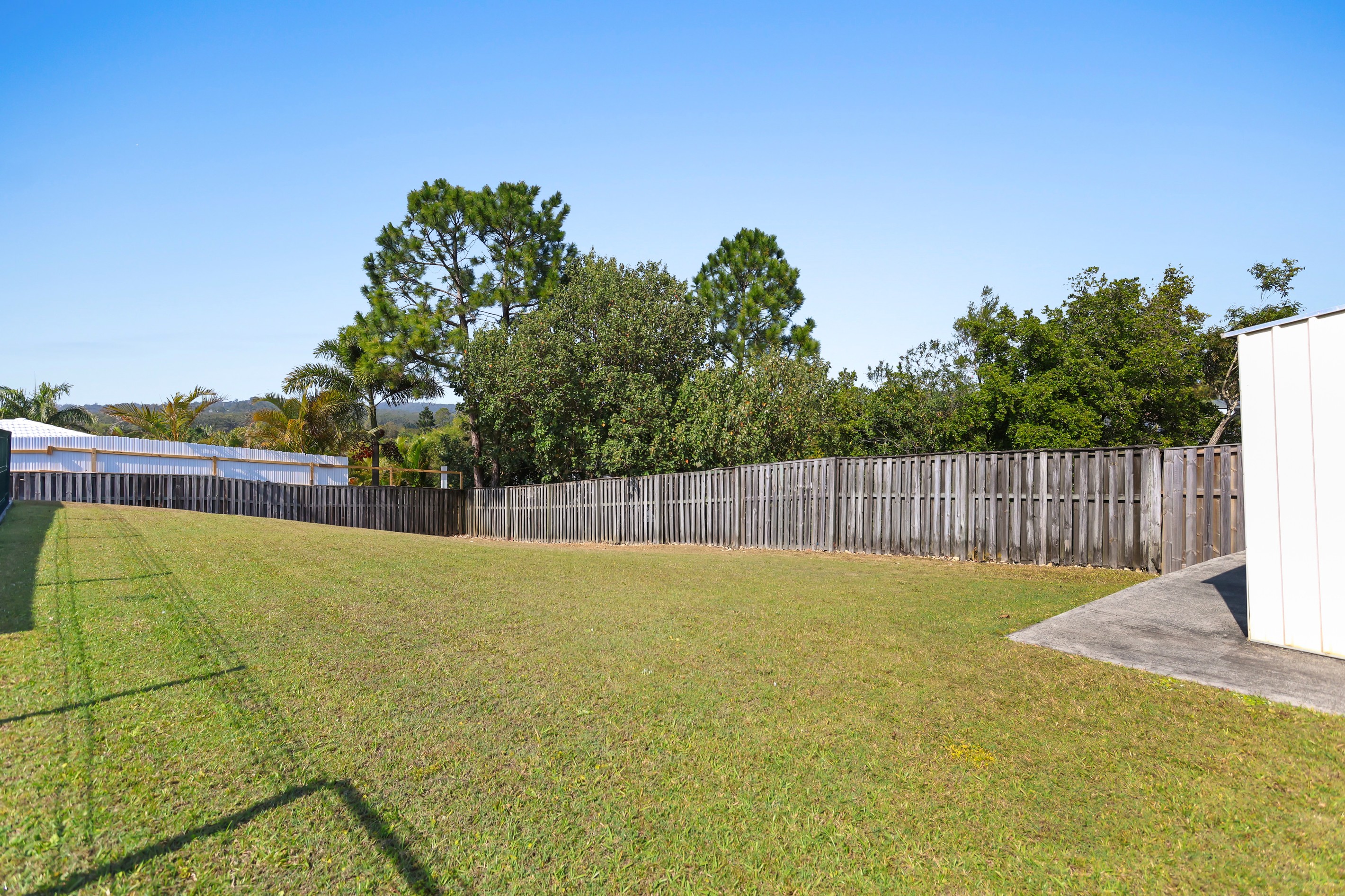 6 Atoli Rise, Pacific Pines, QLD 4211