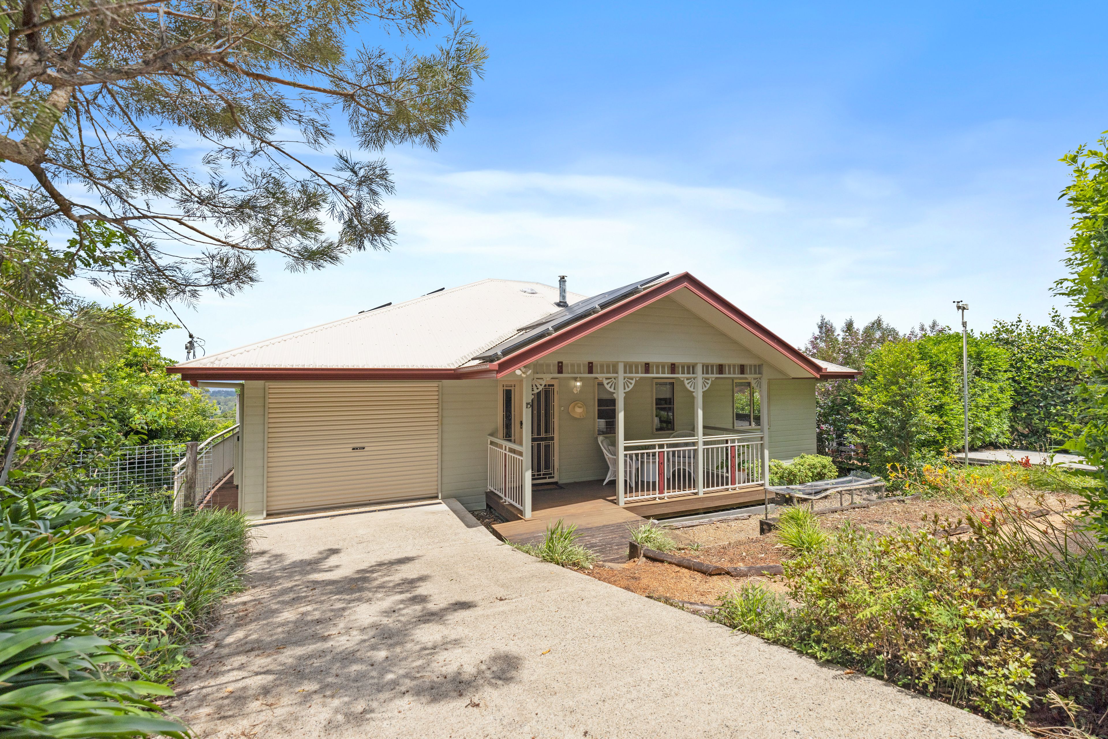 15 Deodar Court, Mapleton QLD 4560