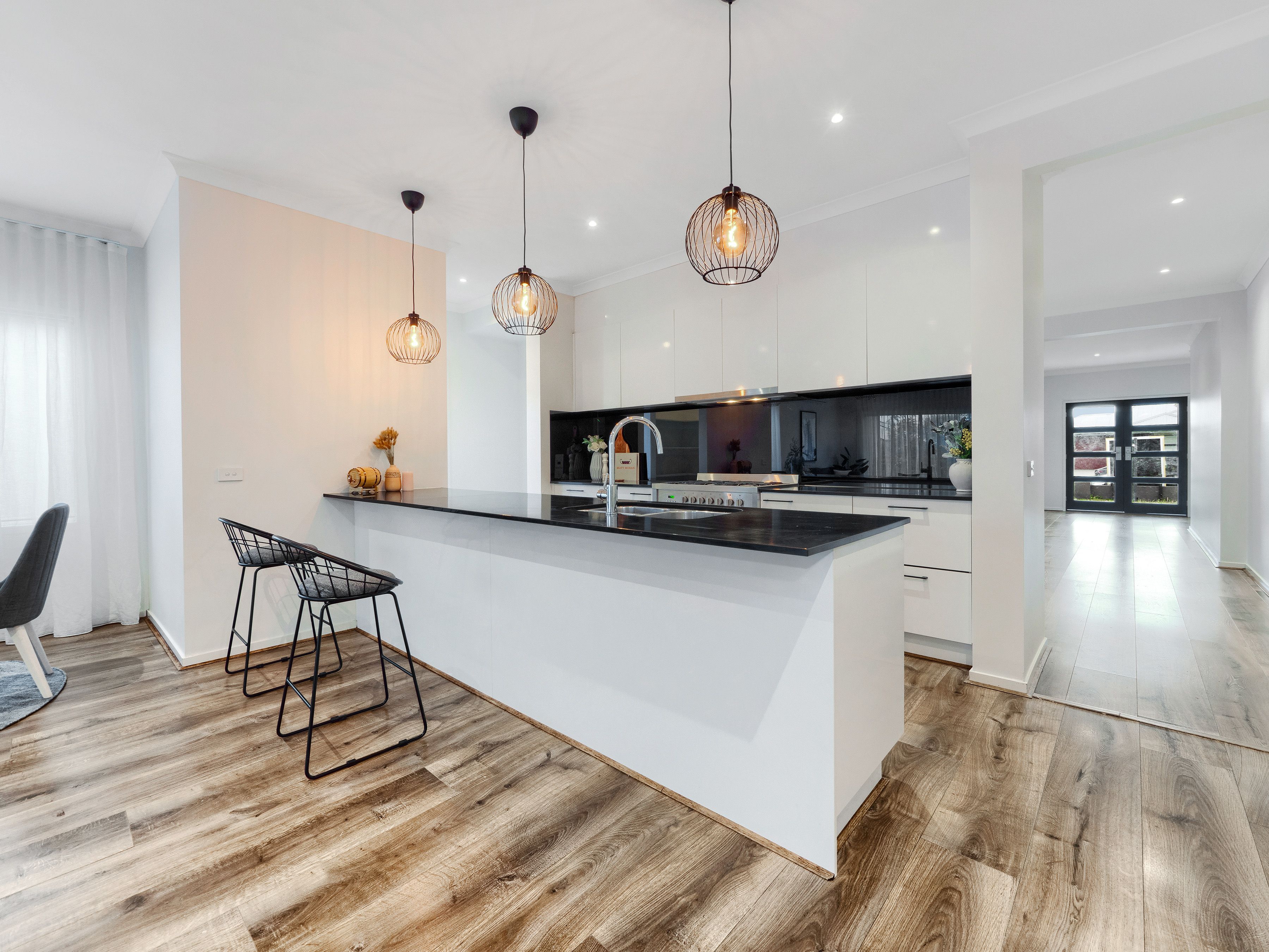 142 Elmslie Drive, Cranbourne East, VIC 3977