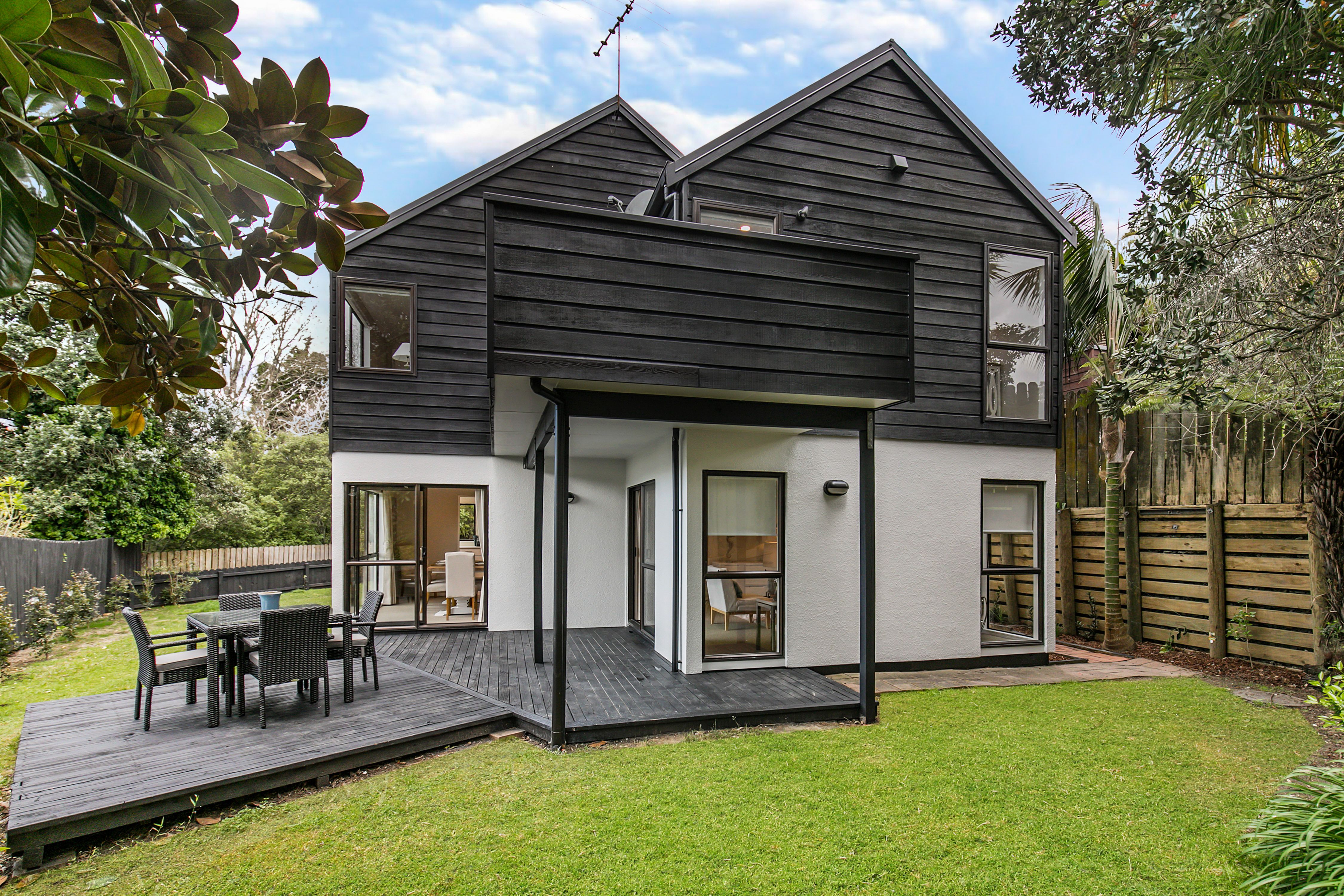 4/38 Uxbridge Road, Mellons Bay, Manukau City