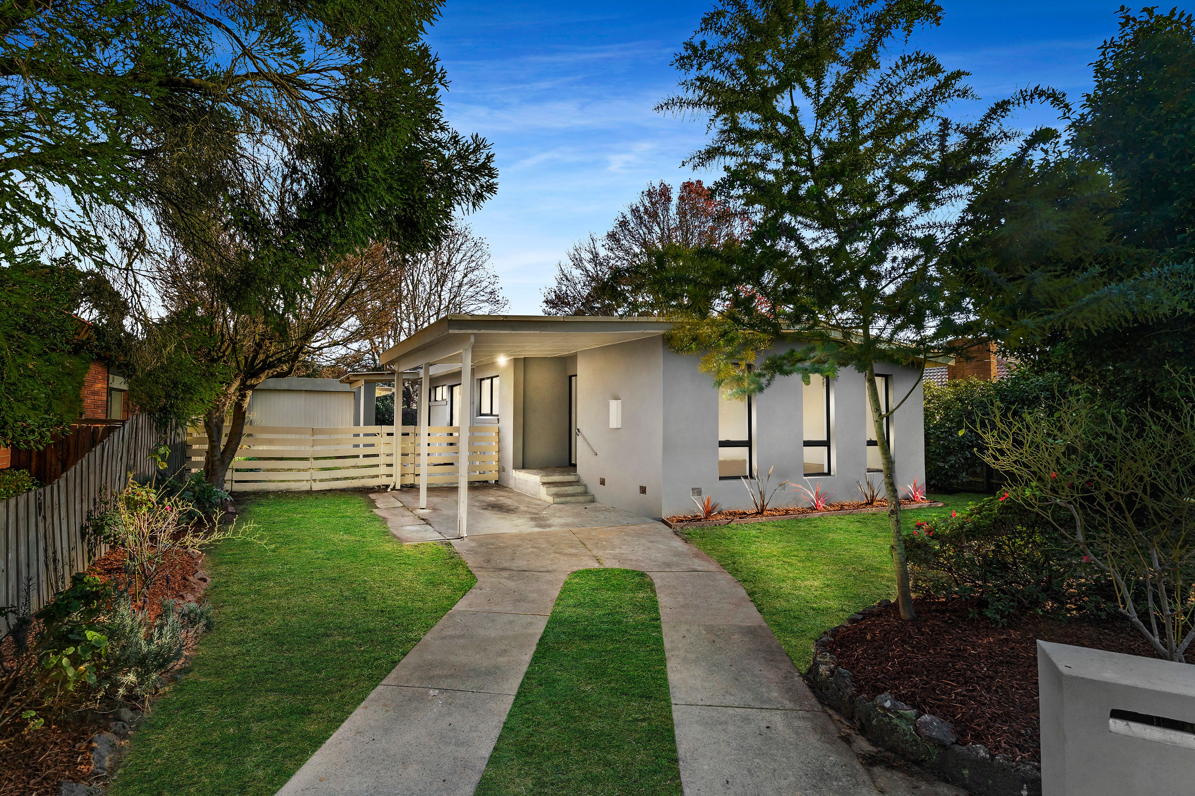 52 Belar Avenue, Frankston VIC 3199