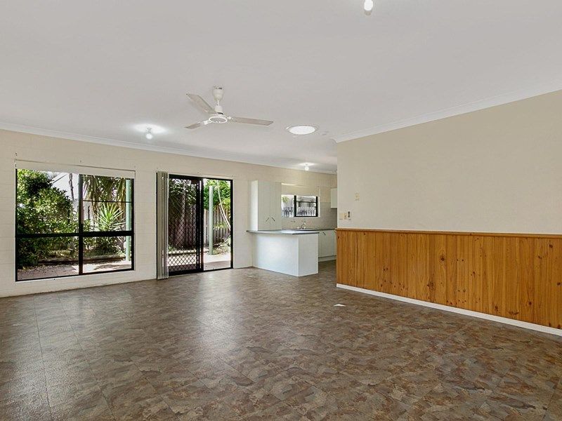 25 Hoop Street, Kirwan, QLD 4817