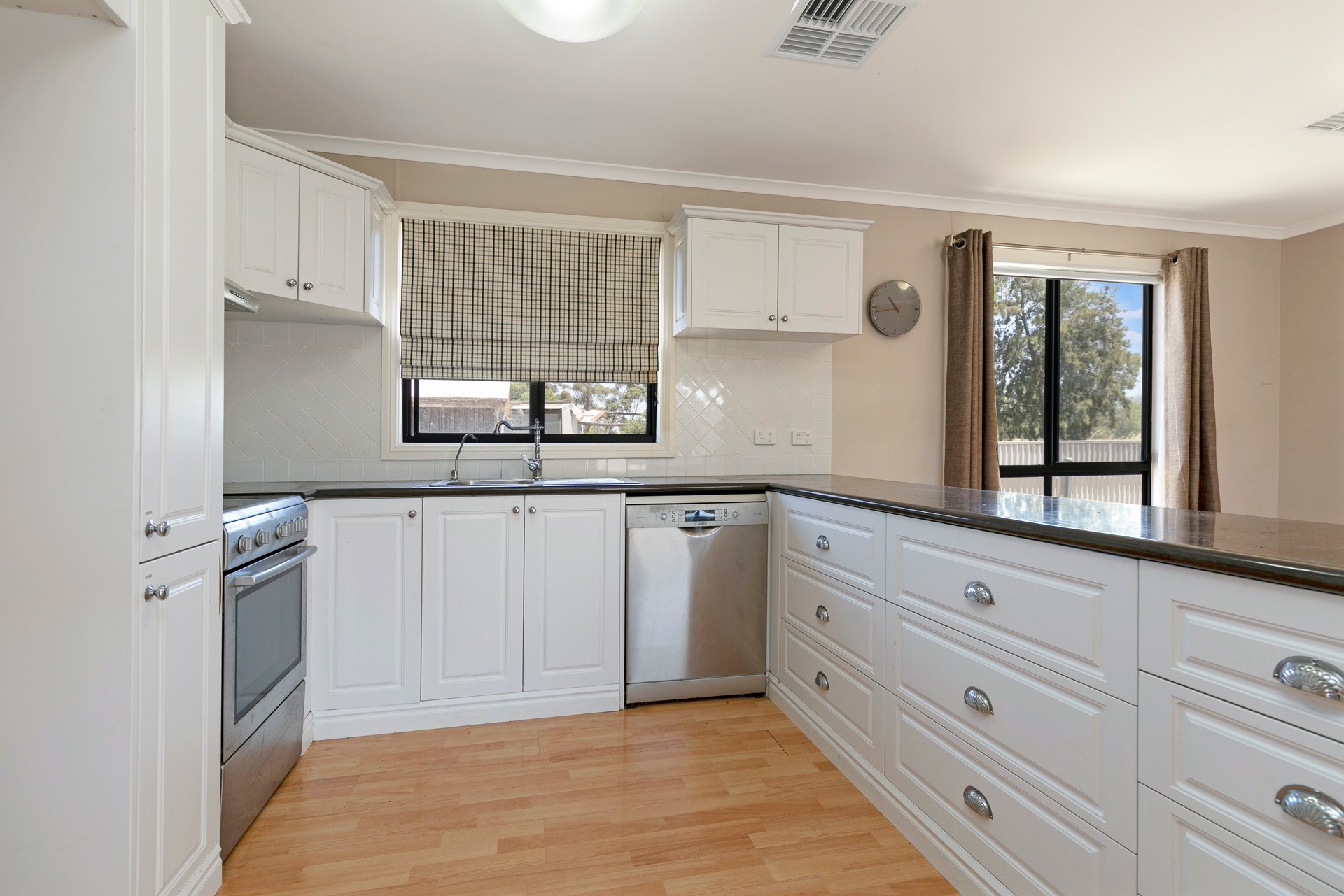 28 Houghton Street, Jamestown, SA 5491