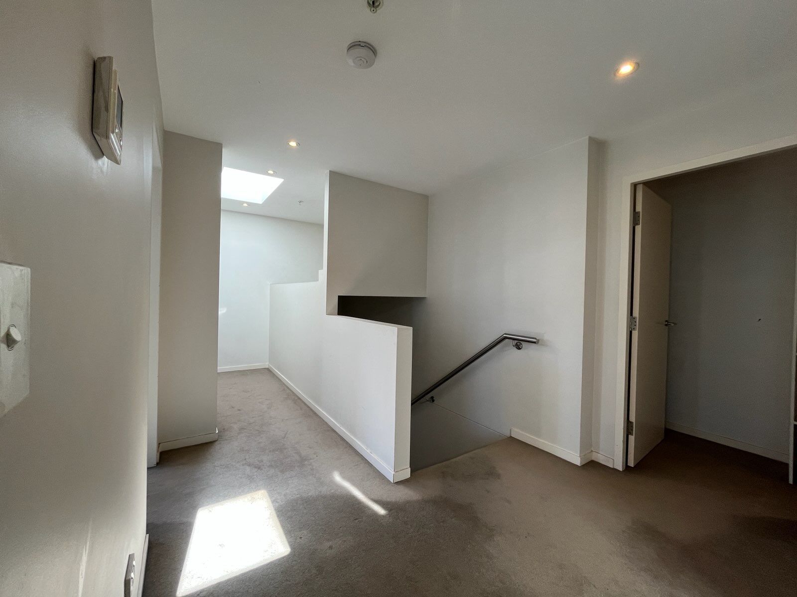407/40 Park Road — photo 4 of 9