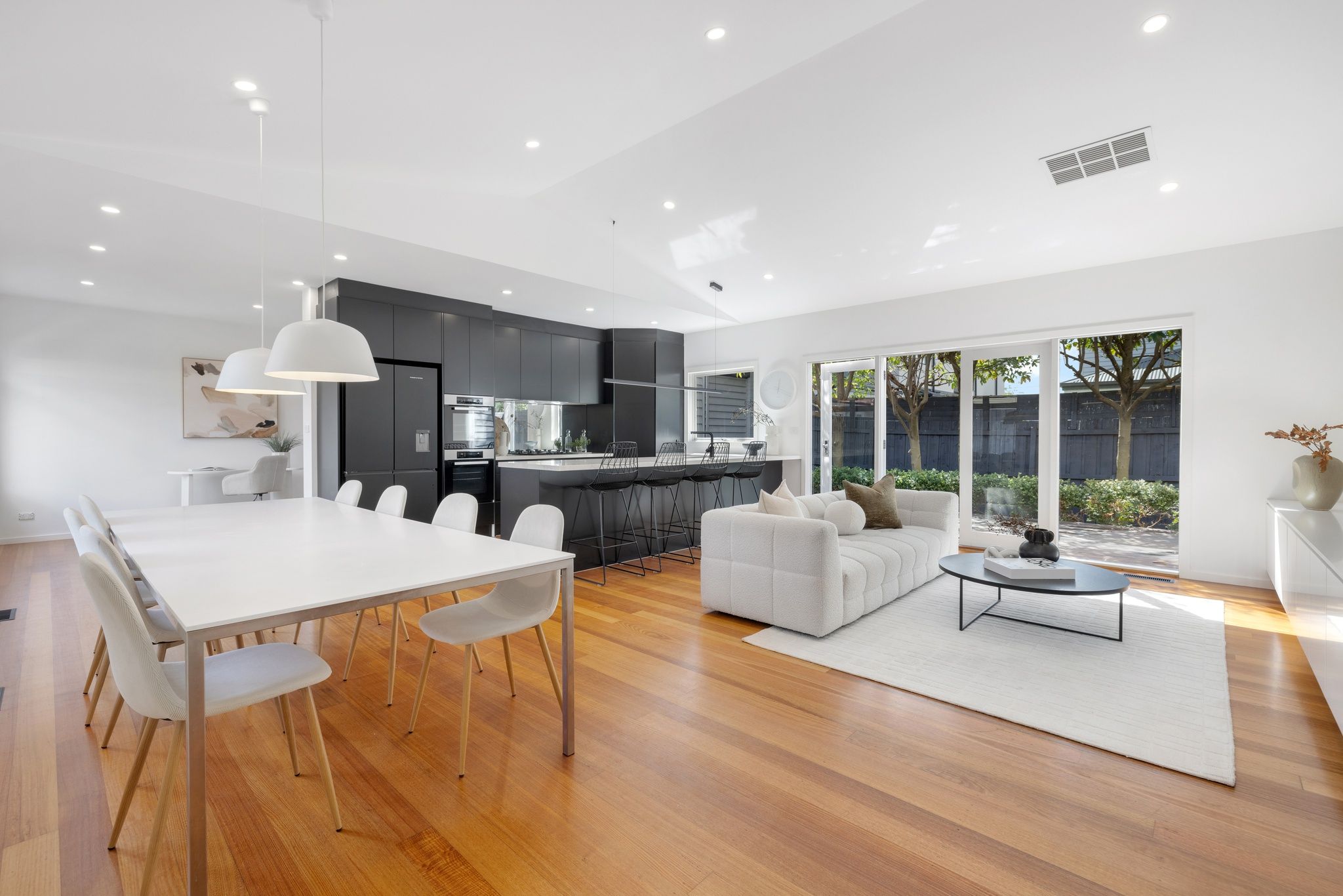 11A Charles Street, Cheltenham, VIC 3192