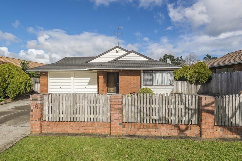 16 Headcorn, Botany, Auckland