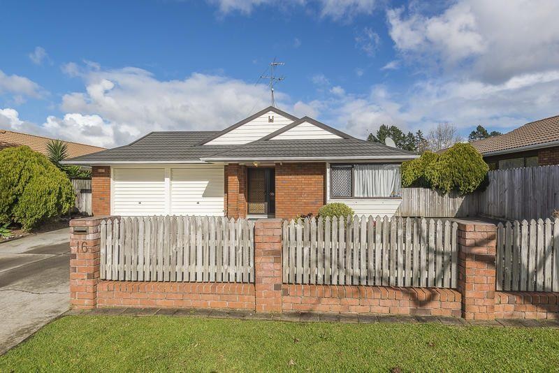 16 Headcorn, Botany, Auckland